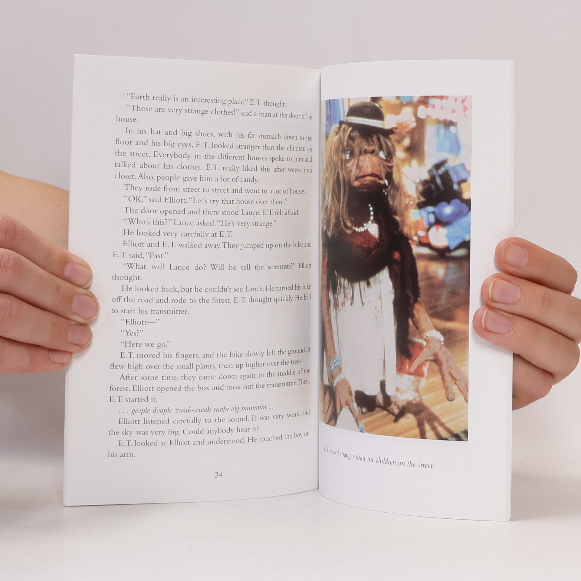 William Kotzwinkle E. T. : the extra-terrestrial : the book of the green planet