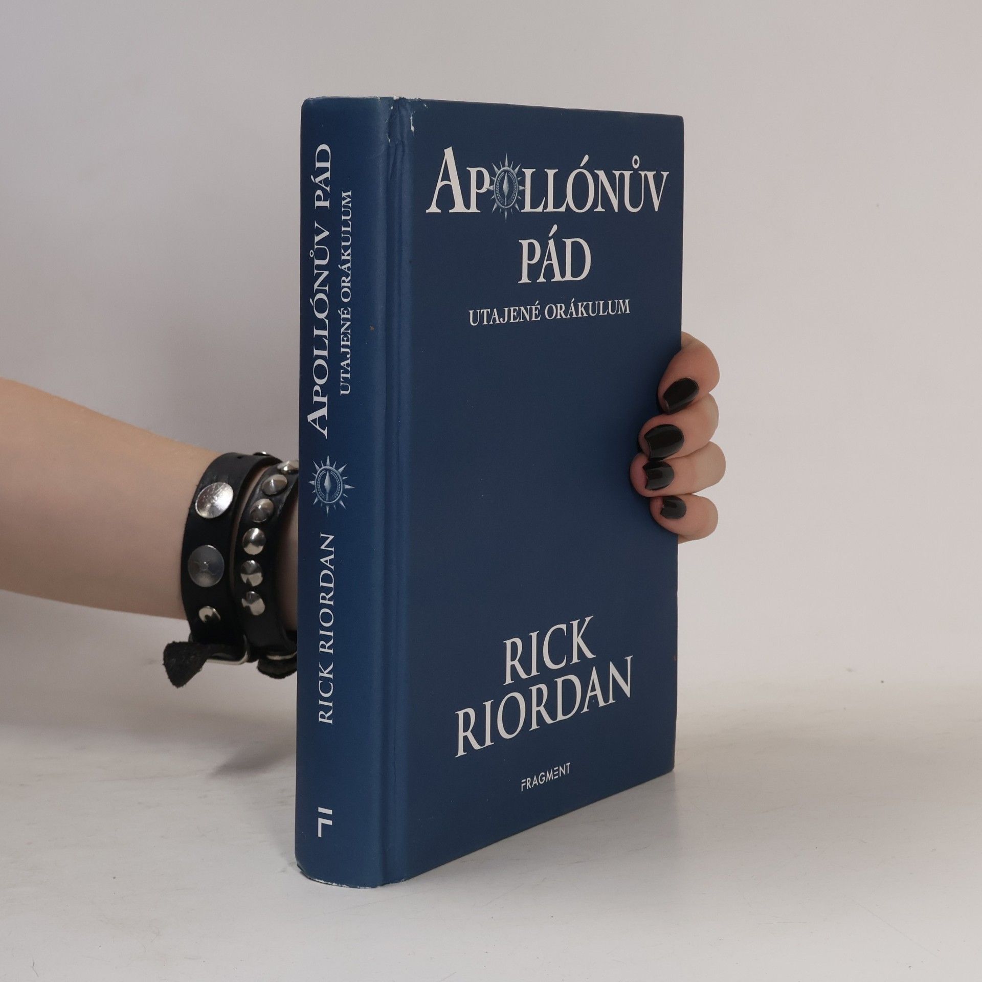 Rick Riordan Apollónův pád. Utajené orákulum