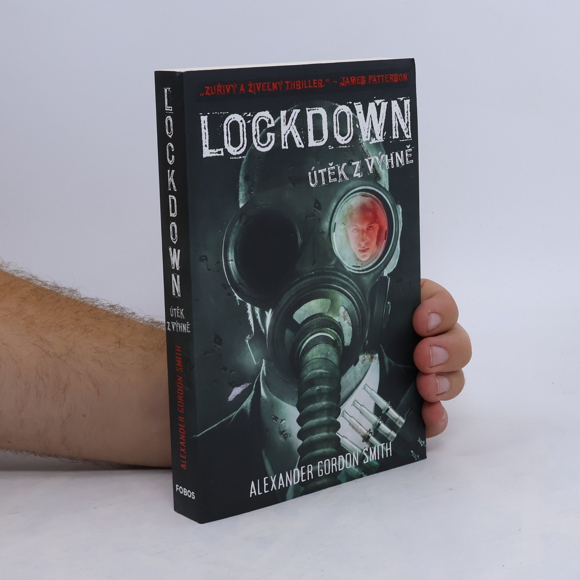 Alexander Gordon Smith Lockdown