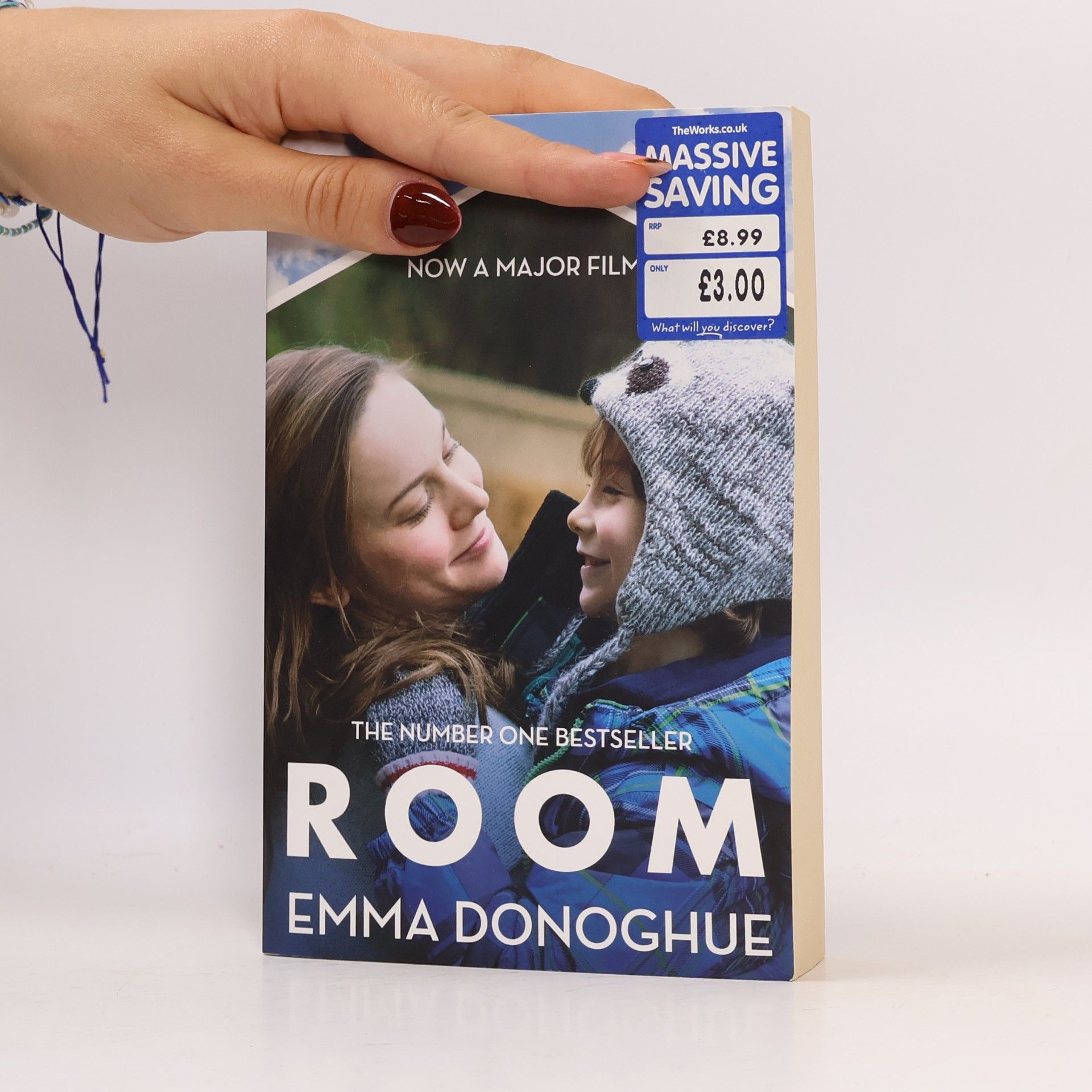 Emma Donoghue Room