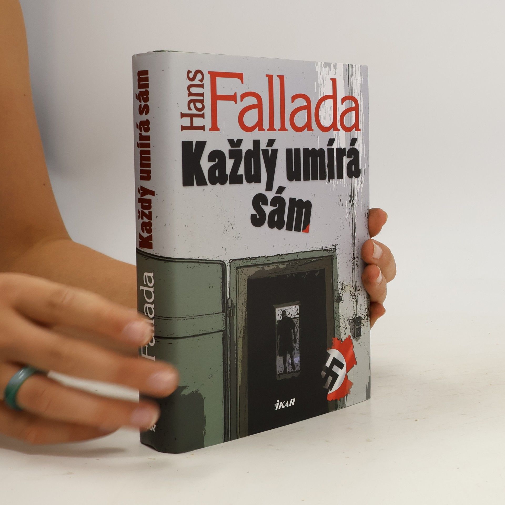 Každý umírá sám