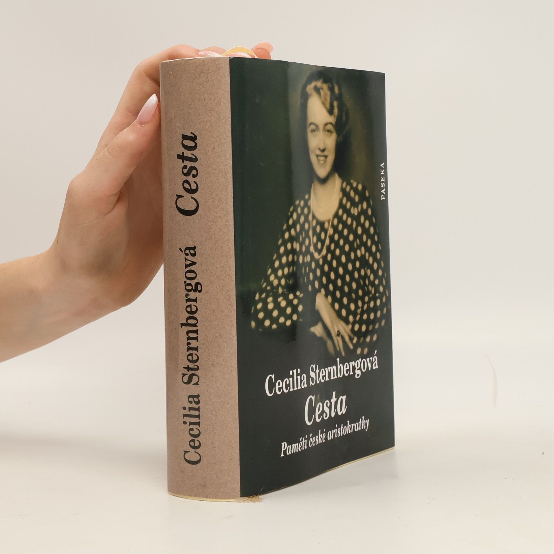 Cecilia Sternberg Cesta: Paměti české aristokratky