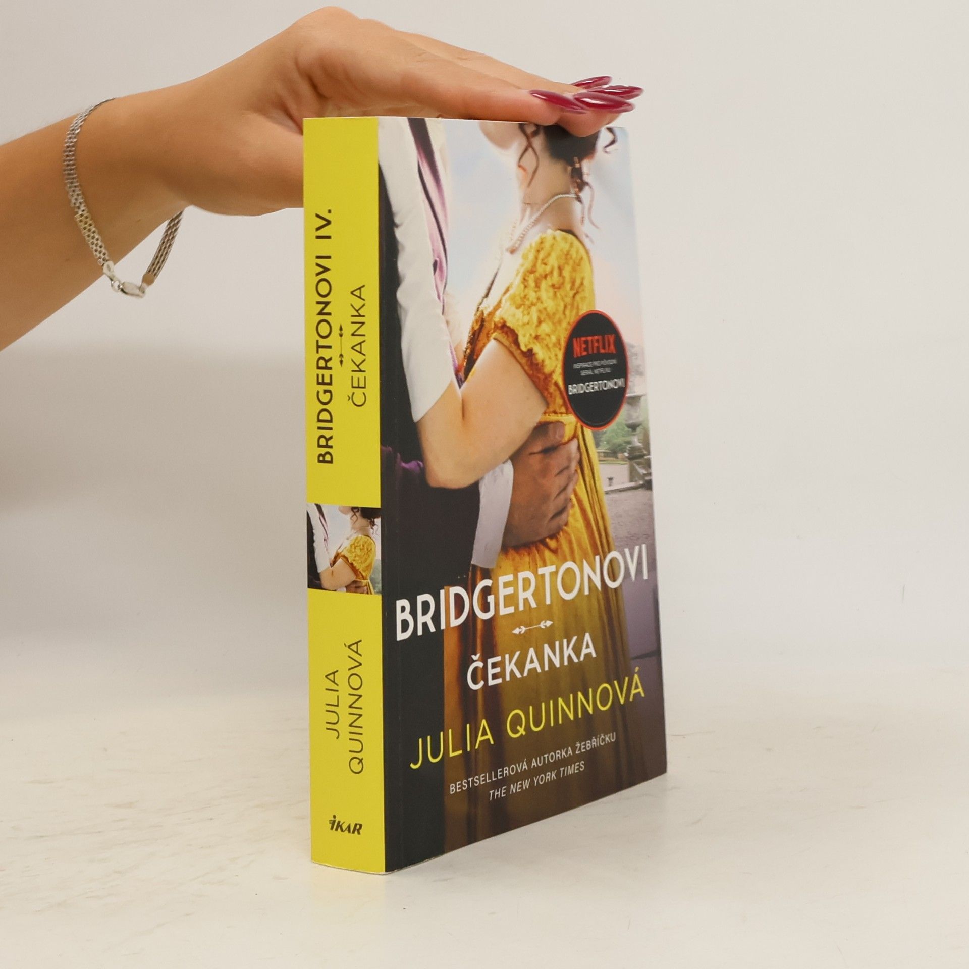 Julie Quinnová Bridgertonovi, Čekanka