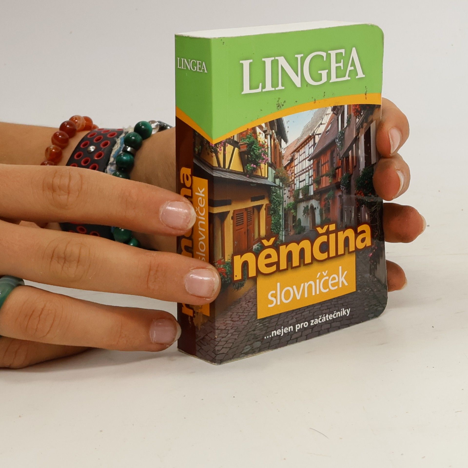 Autorenkollektiv Němčina. Slovníček