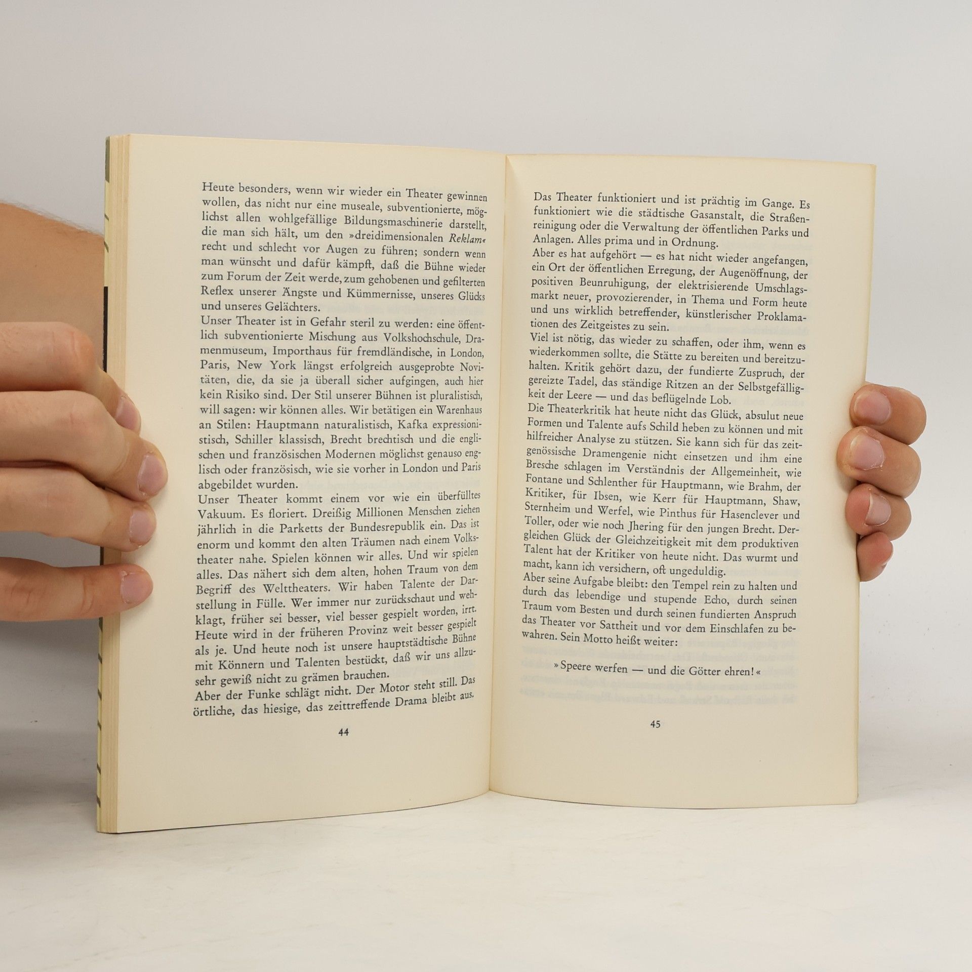 Hans Heinz Stuckenschmidt Kritik in unserer Zeit : Literatur, Theater, Musik, Bildende Kunst