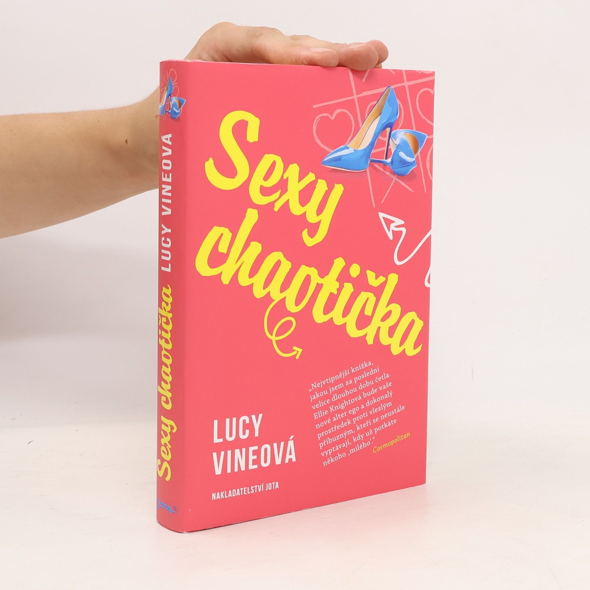 Lucy Vine Sexy chaotička