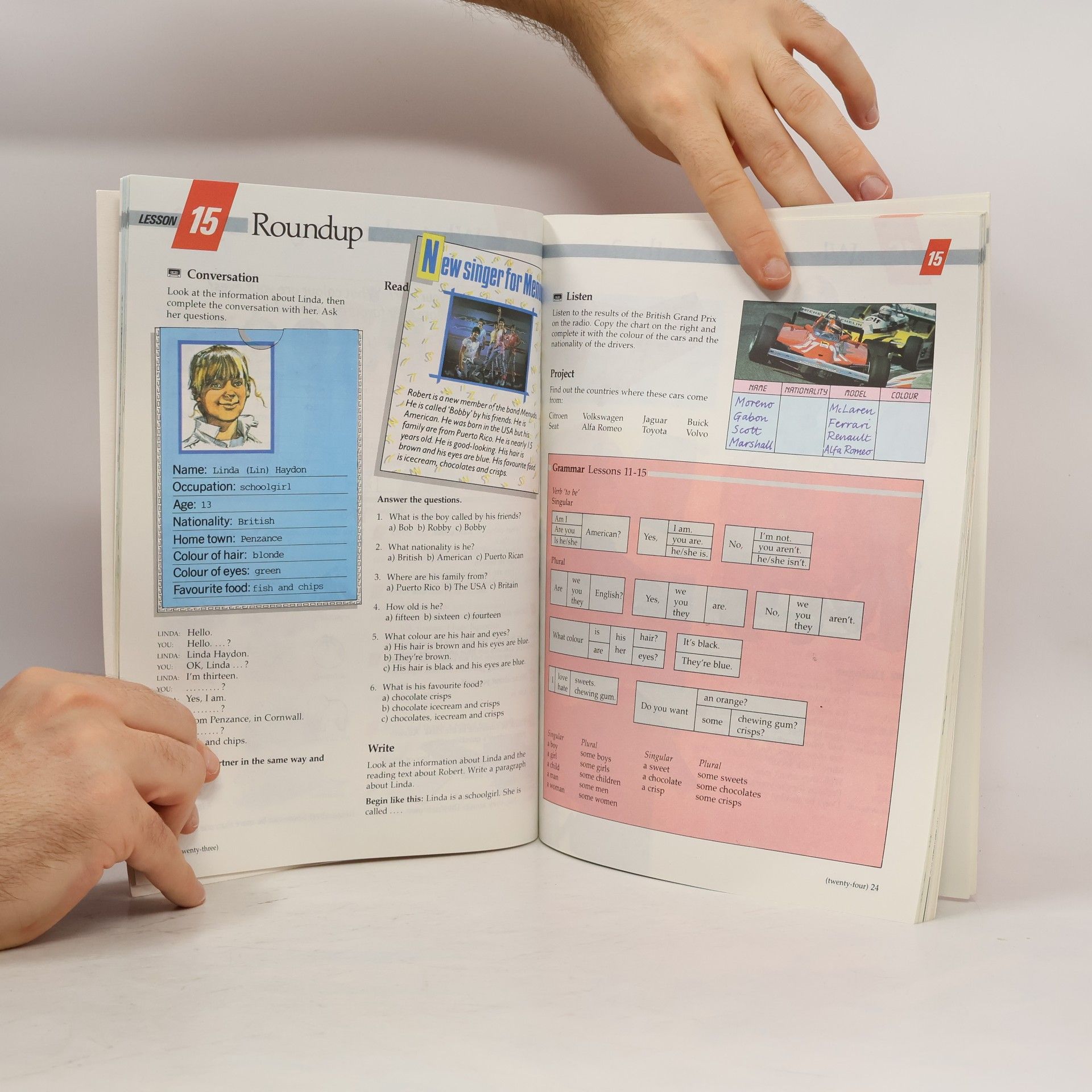 Brian Abbs Discoveries: students' book. 1