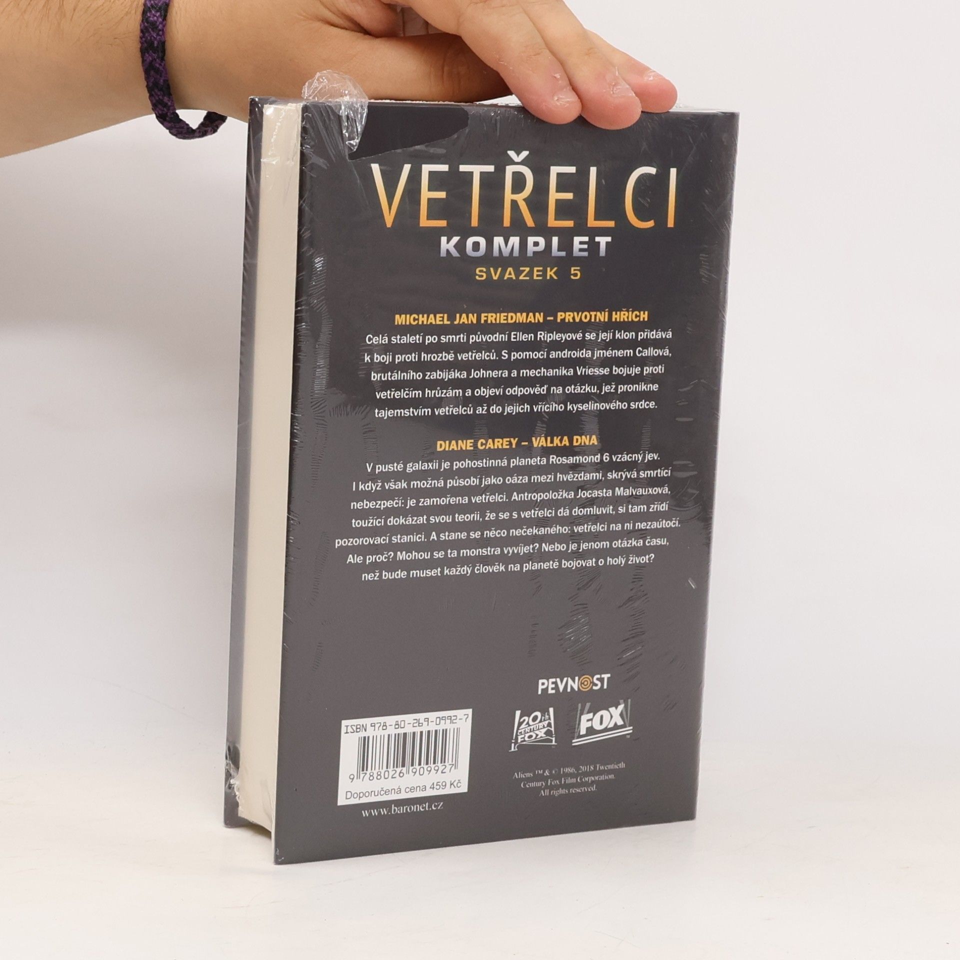 Michael Jan Friedman Vetřelci : komplet. Svazek 5 (Prvotní hřích; Válka DNA)
