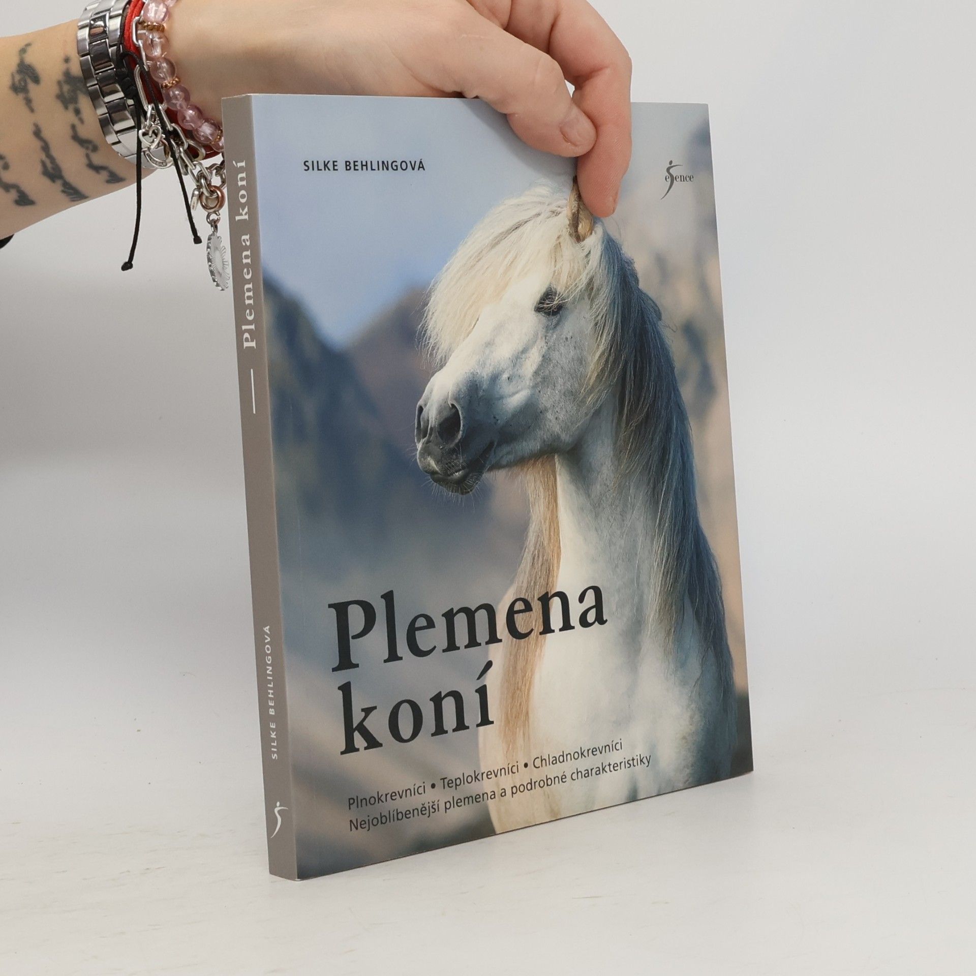 Silke Behling Plemena koní