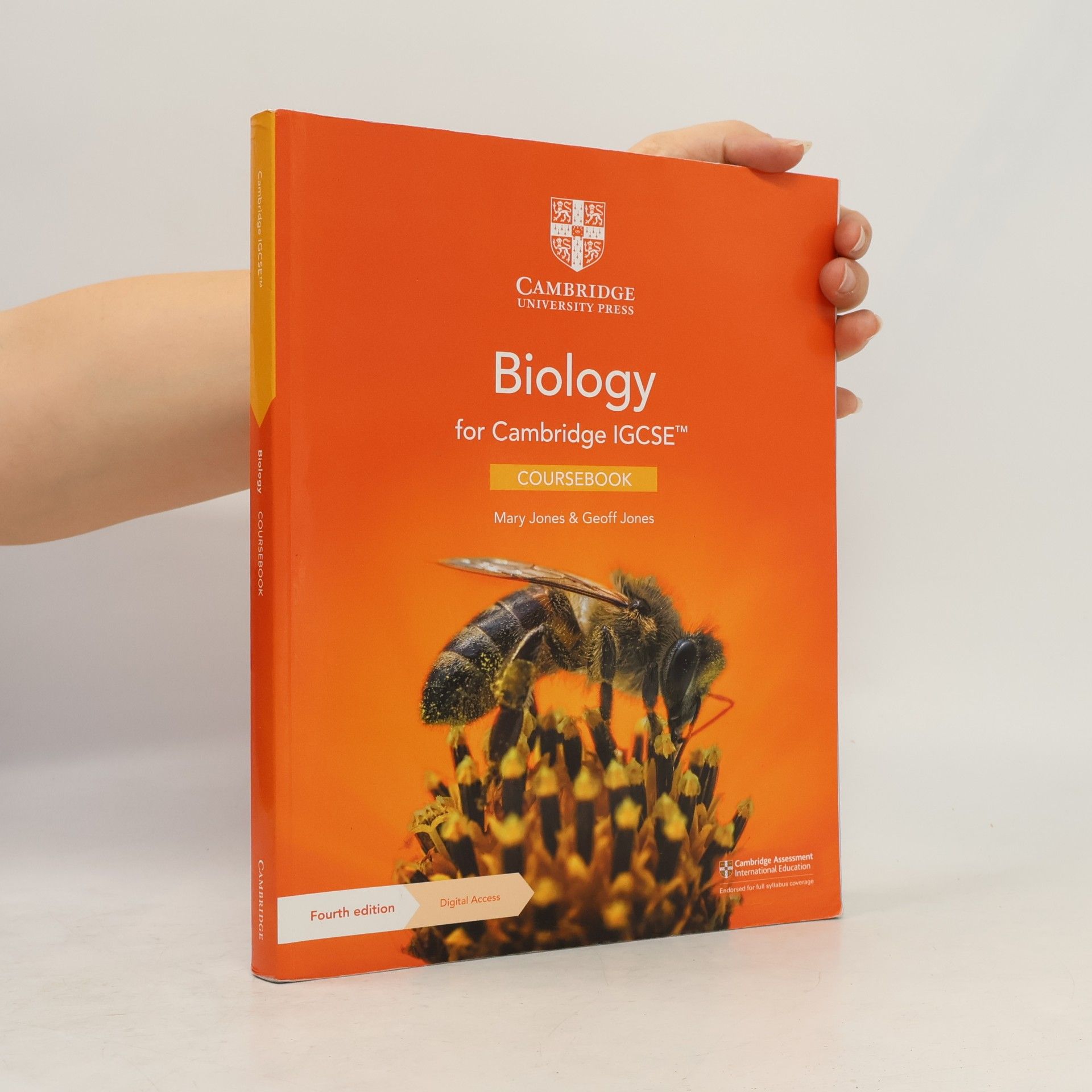 Geoff Jones Cambridge IGCSE™ Biology Coursebook with Digital Access (2 Years) - Fourth Edition