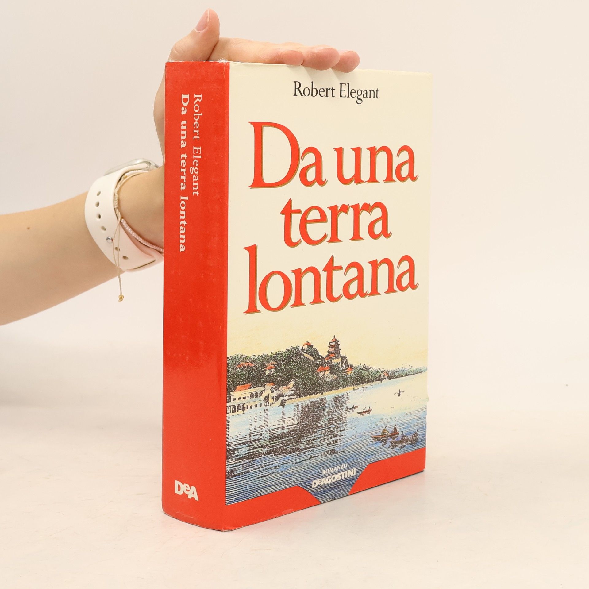 Robert S. Elegant Da una terra lontana