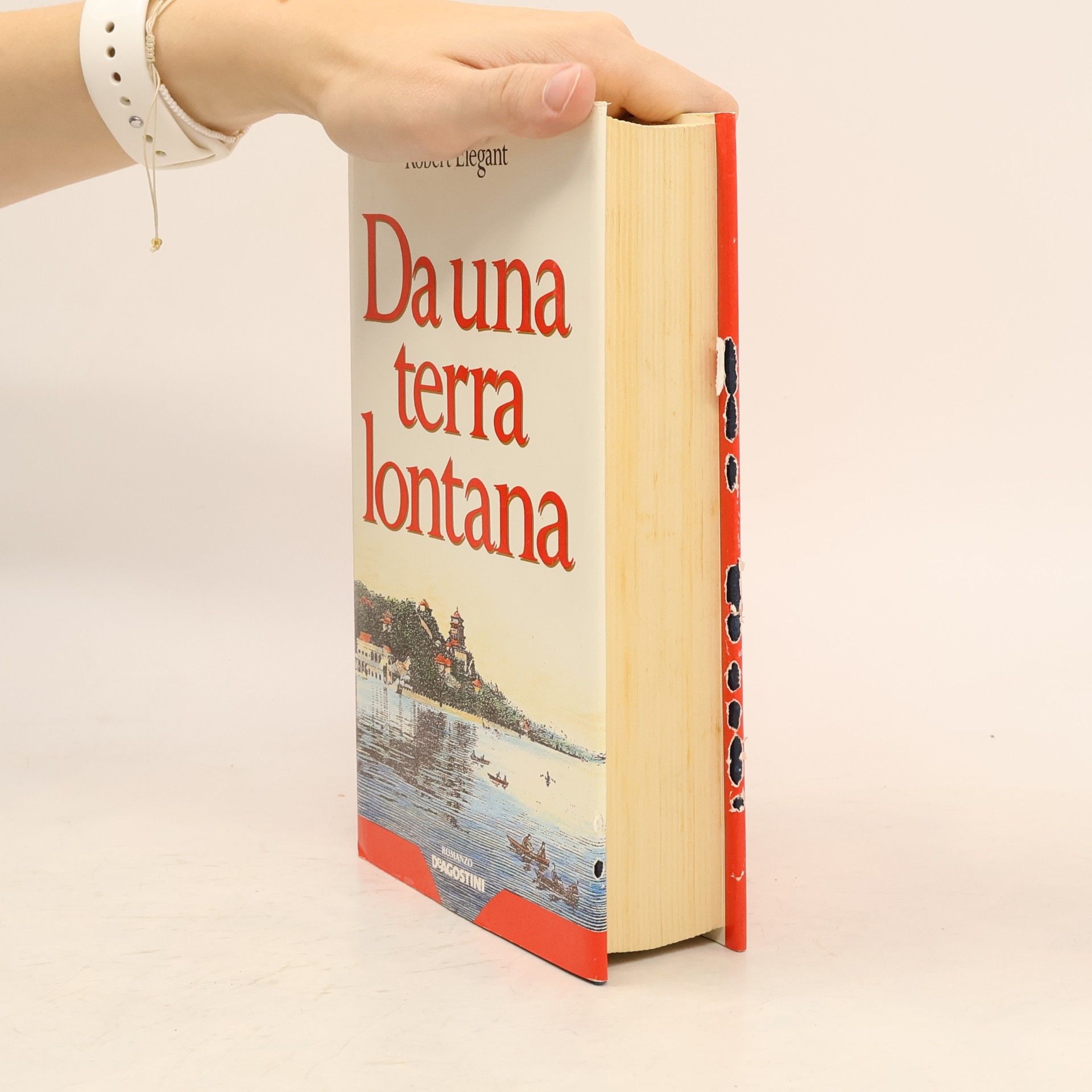 Robert S. Elegant Da una terra lontana