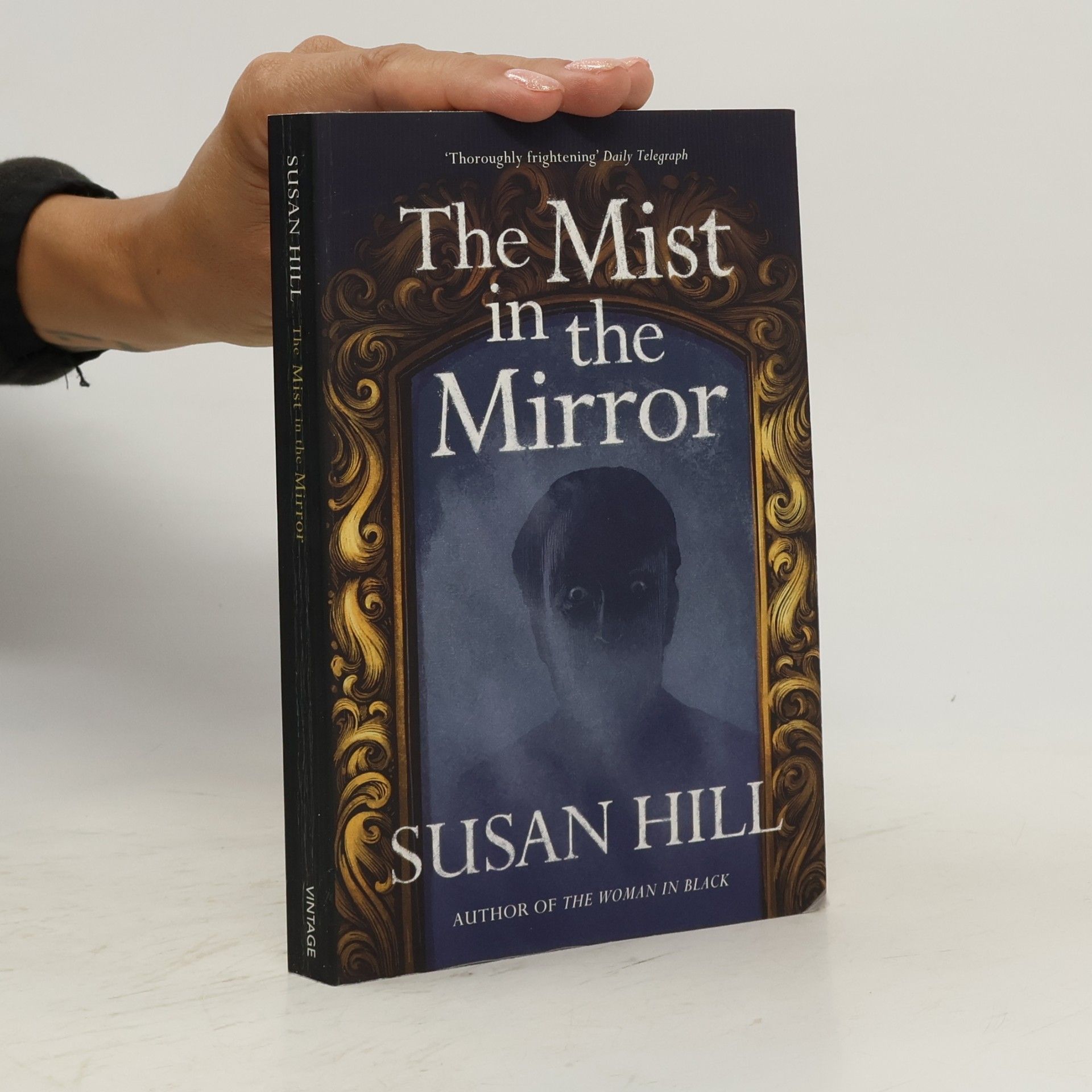 Susan Hill The Mist in the Mirror