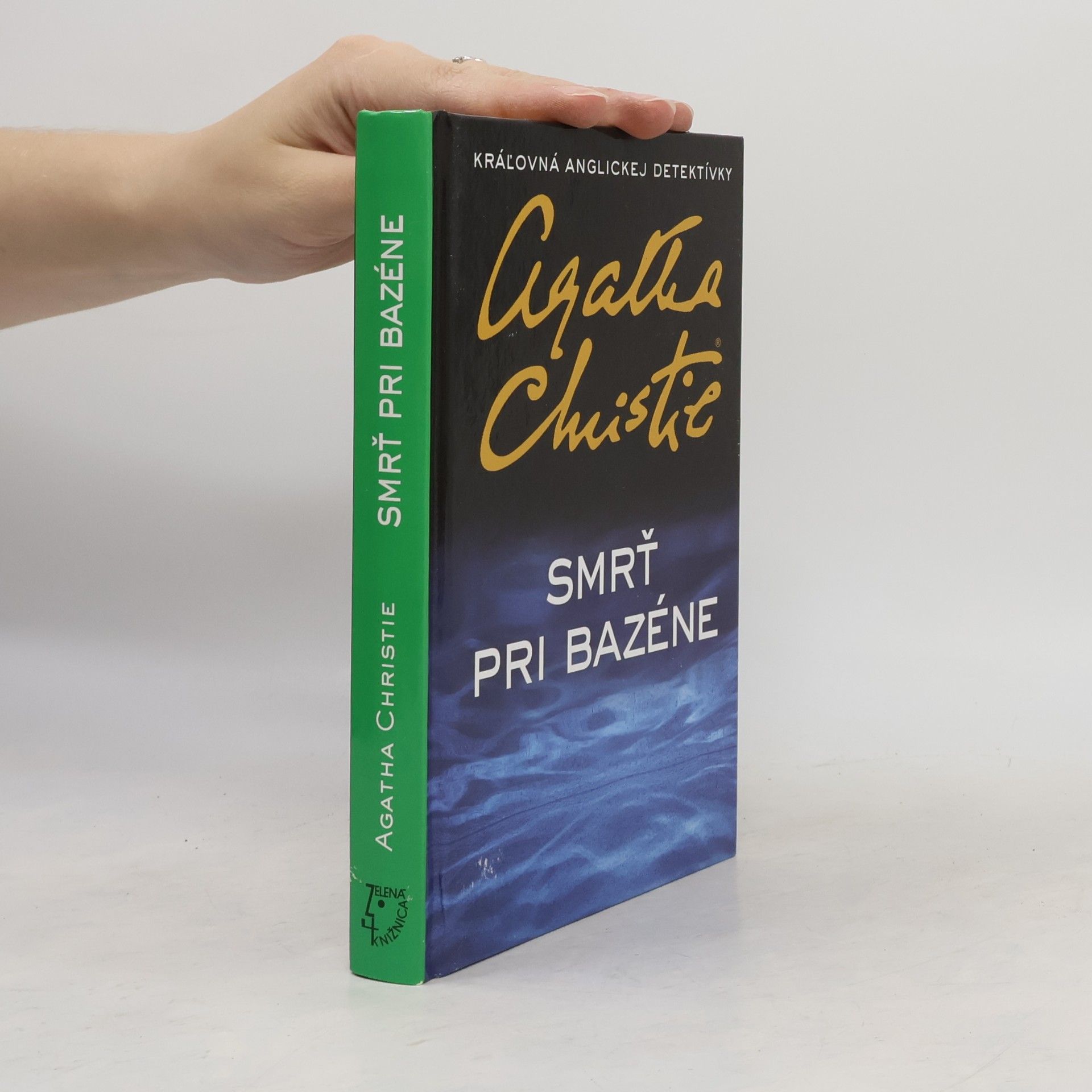 Agatha Christie Smrť pri bazéne
