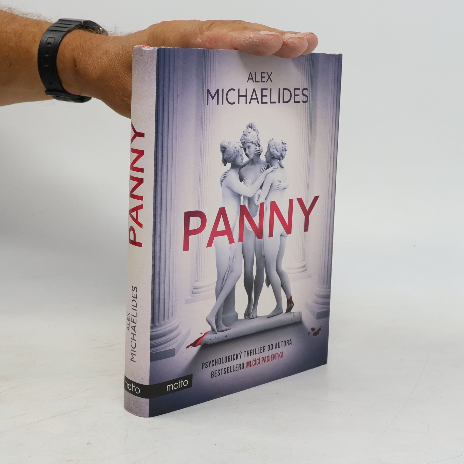 Alex Michaelides Panny