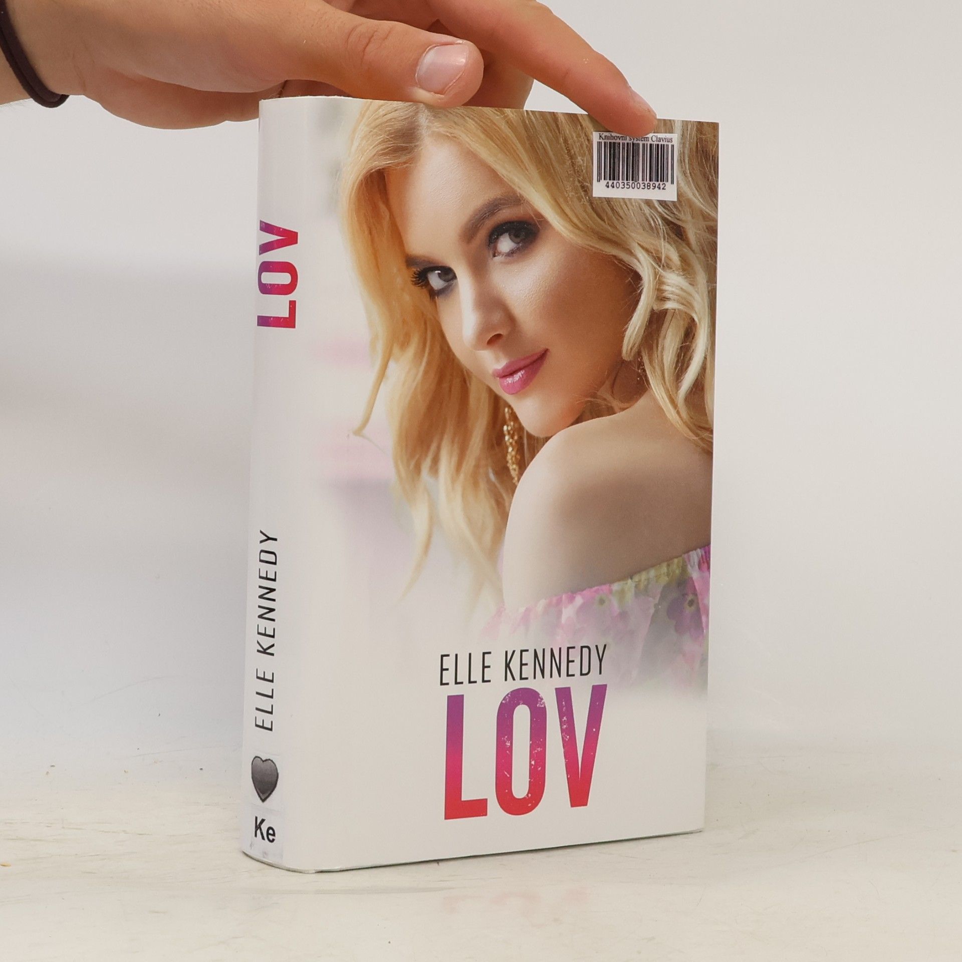Elle Kennedy Lov
