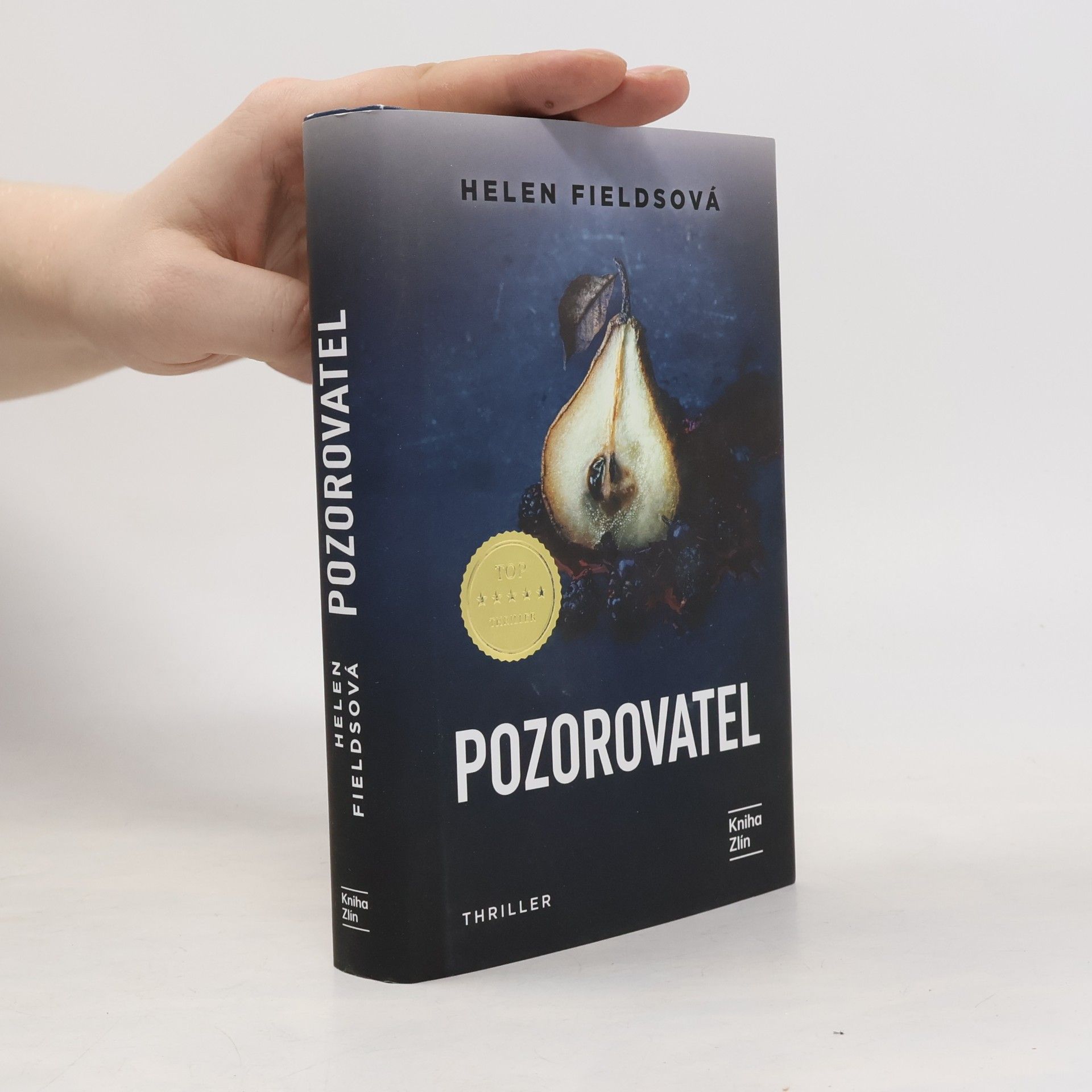 Helen Fields Pozorovatel