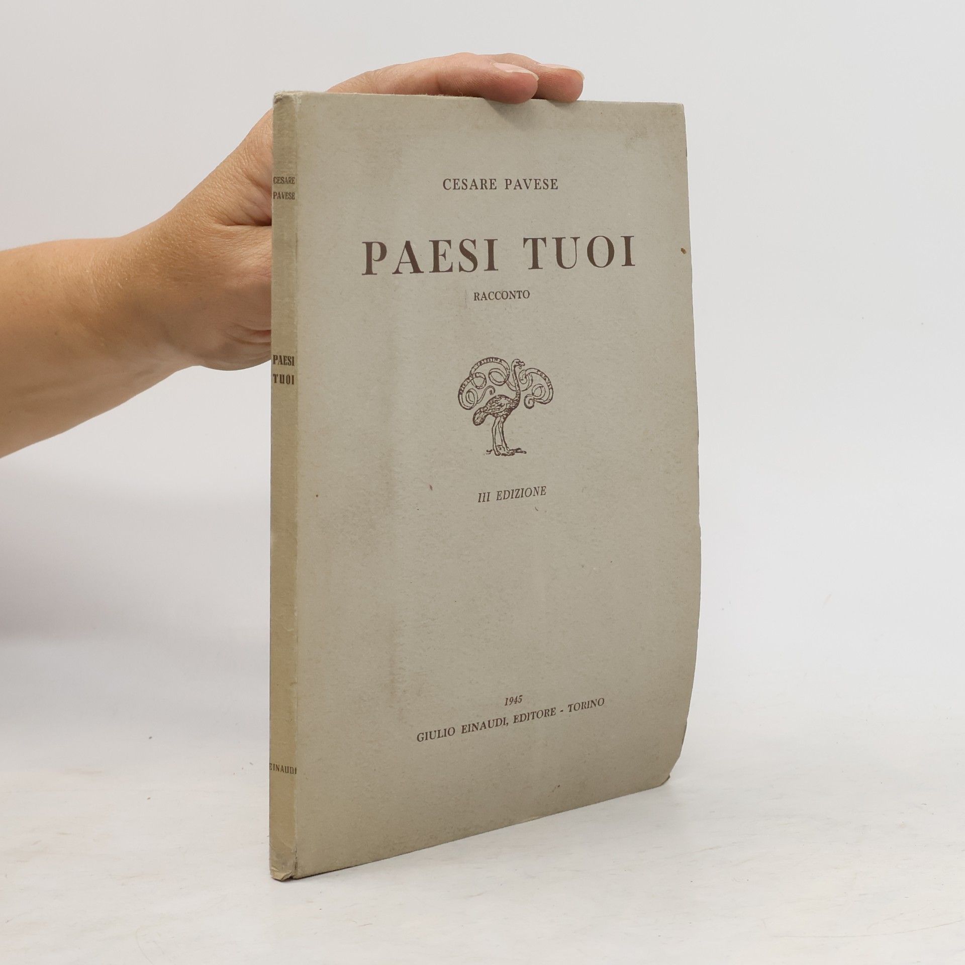 Cesare Pavese Paesi tuoi