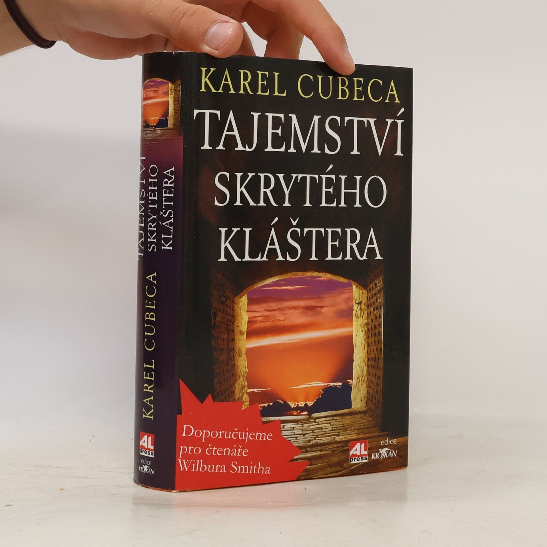 Karel Cubeca Tajemství skrytého kláštera