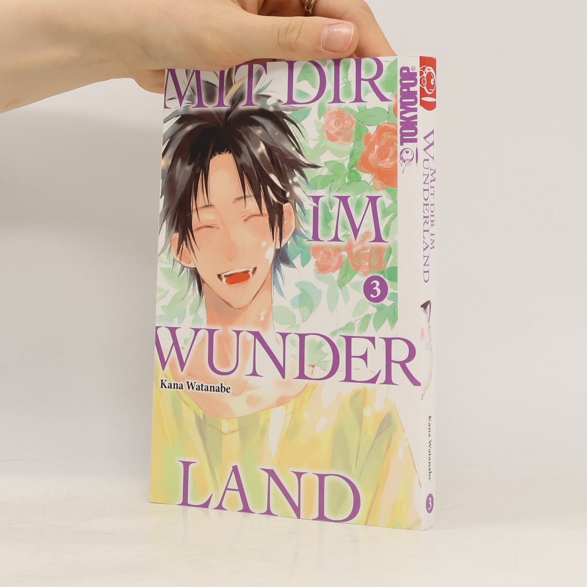 Kana Watanabe Mit dir im Wunderland 03