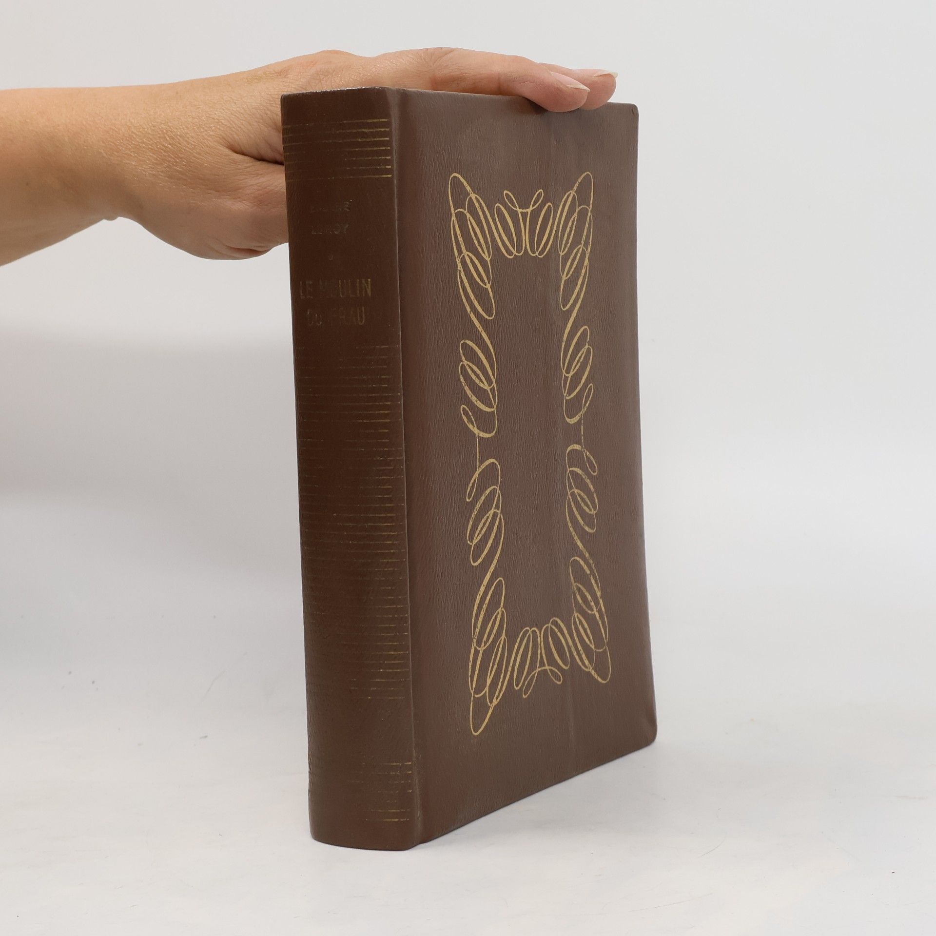 AA.VV. Livre du mois