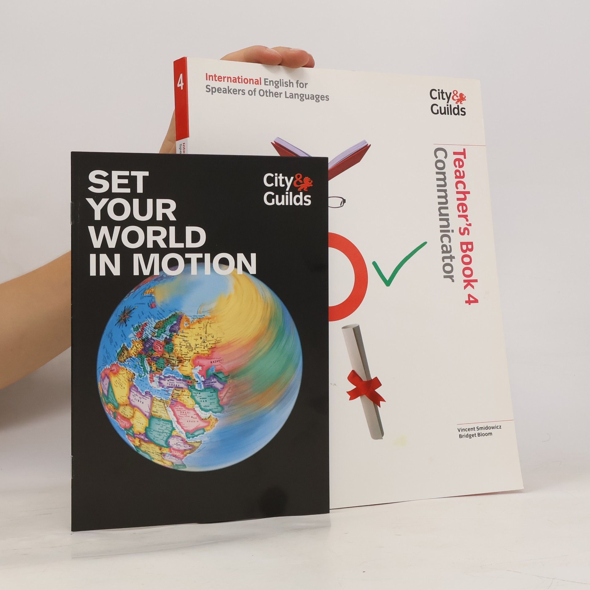 Vincent Smidowicz Iesol Teachers Book 4 Communicator B2
