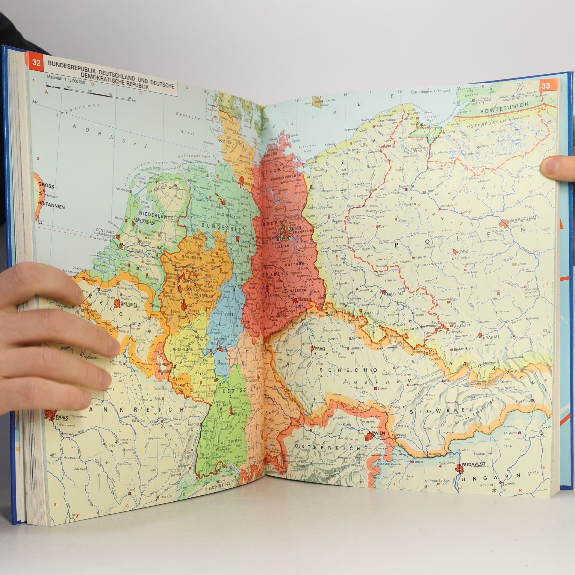 kolektiv Neuer grosser Weltatlas für Heim, Unterricht und Reise.