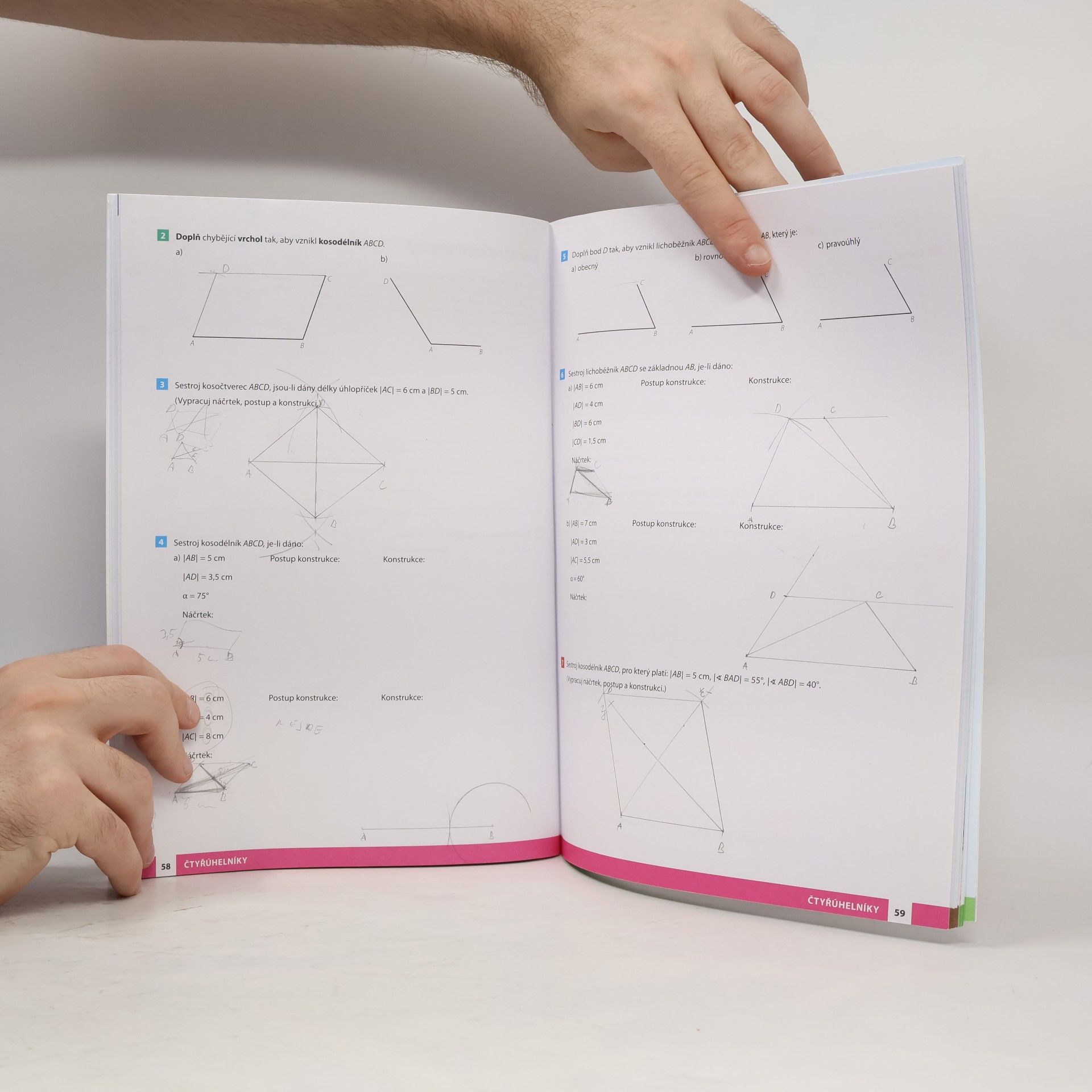 Petra Nádvorníková Matematika v pohodě 7 : pracovní sešit pro 7. ročník ZŠ a víceletá gymnázia v souladu s RVP. Geometrie