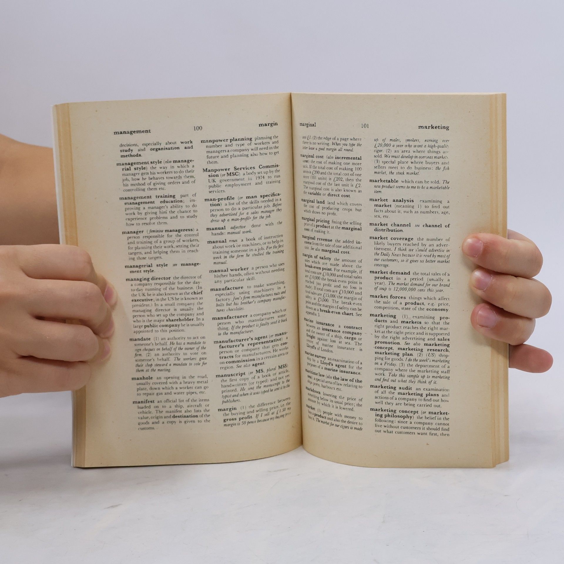 Patrick J. Flynn Business English Series: Nelson Business English Dictionary