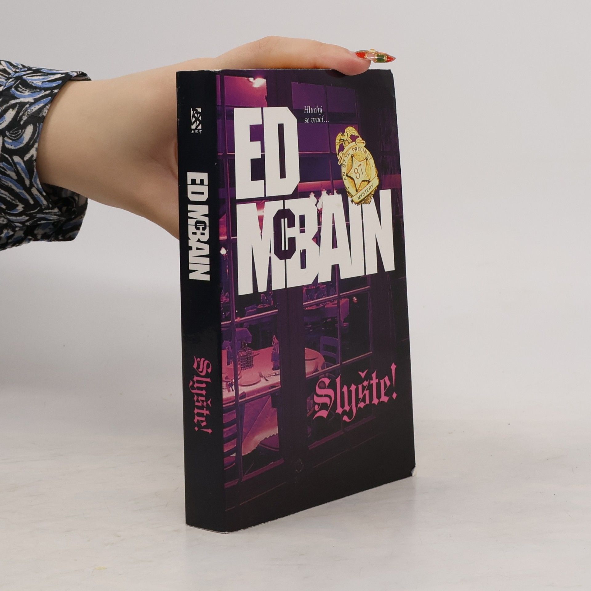 Ed McBain Slyšte! : román z 87. revíru