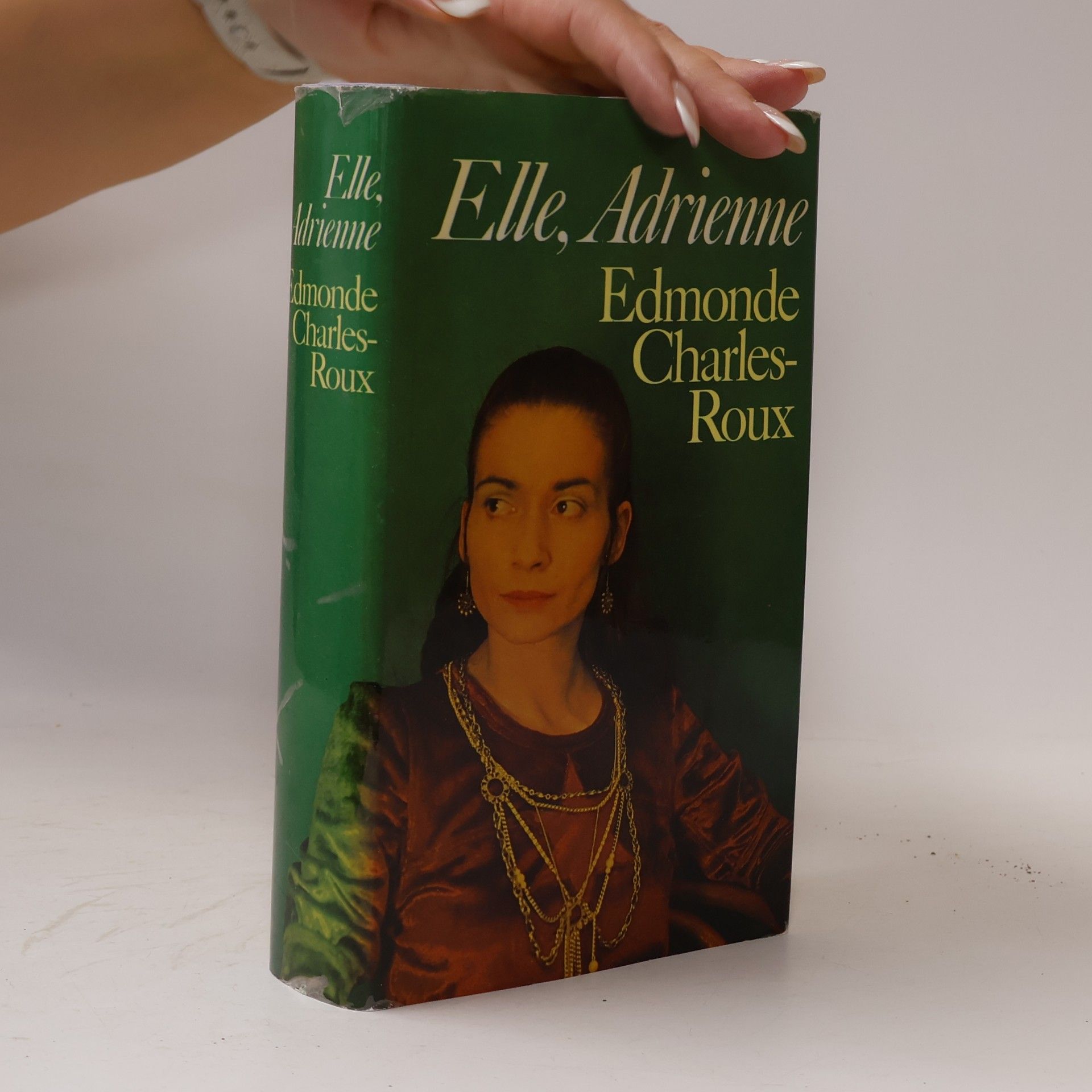 Edmonde Charles-Roux Elle, Adrienne