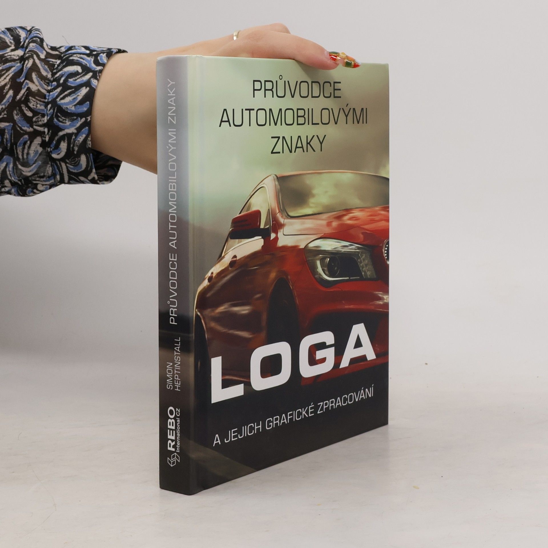 Kolektiv autorů Průvodce automobilovými znaky: Loga a jejich grafické zpracování