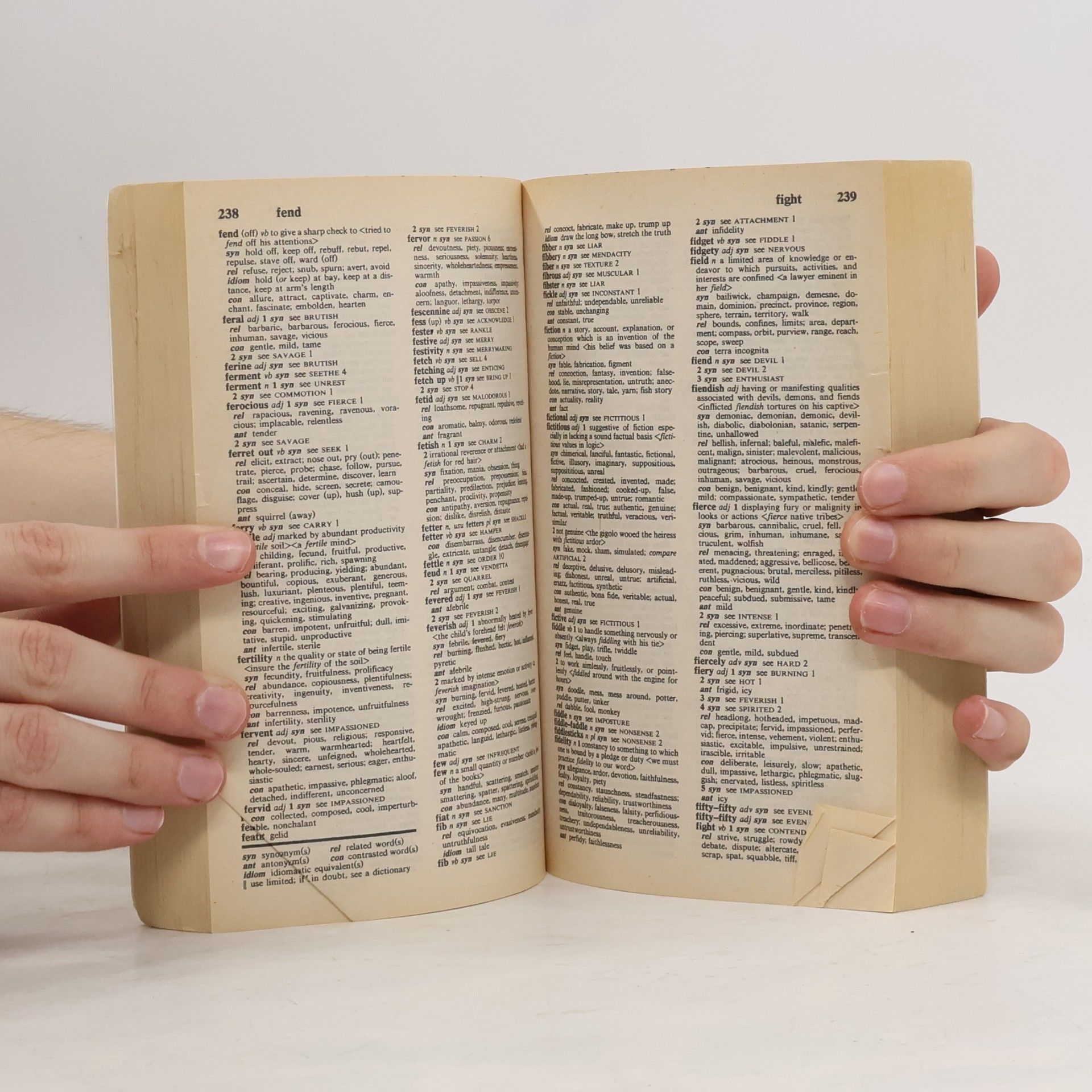 Merriam-Webster The Merriam-Webster Thesaurus