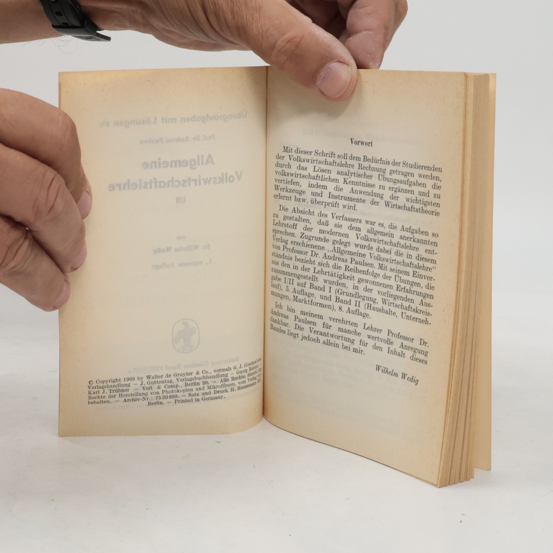 Wilhelm Wedig Übungsaufgaben mit Lösungen zu Prof. Dr. Andreas Paulsen: Allgemeine Volkswirtschaftslehre I.-II.