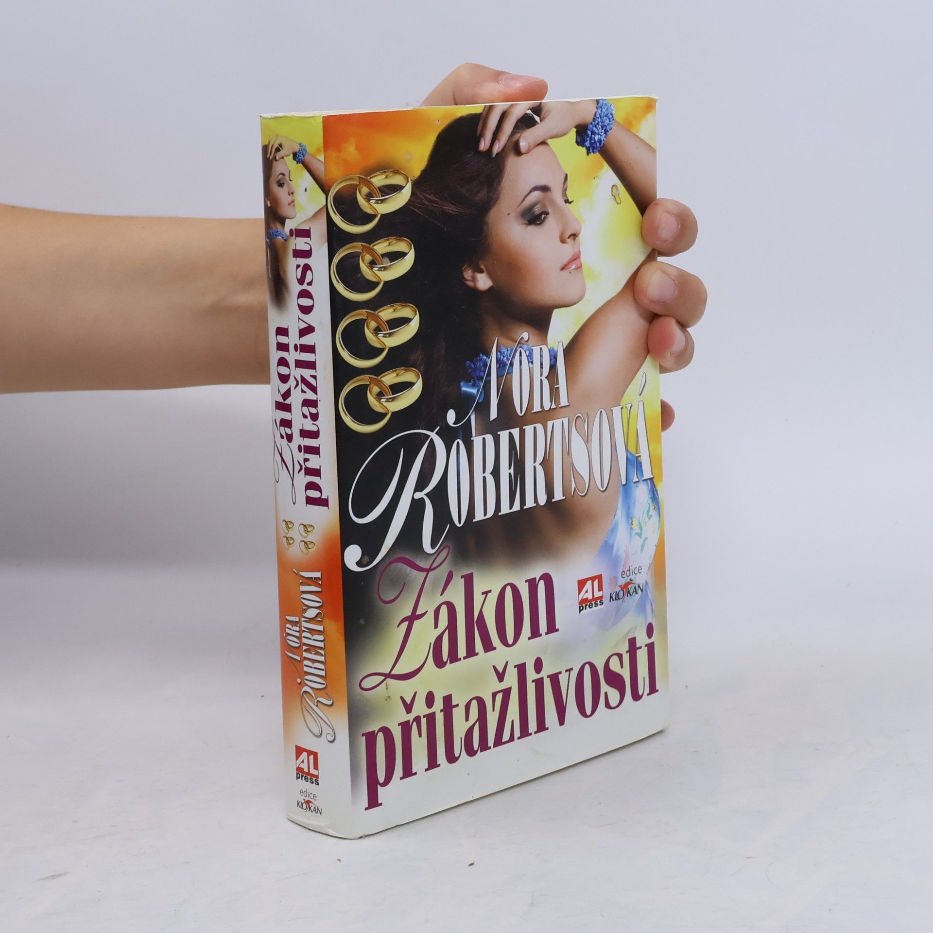 Nora Roberts Zákon přitažlivosti