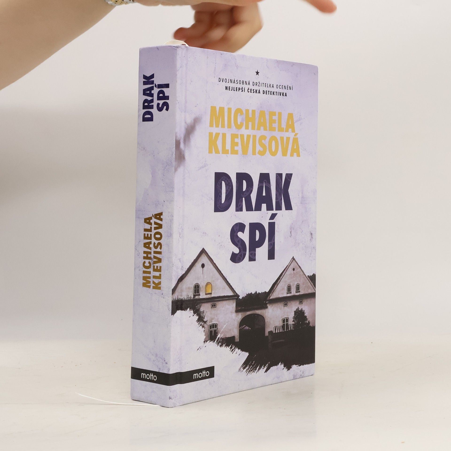 Michaela Klevisová Drak spí