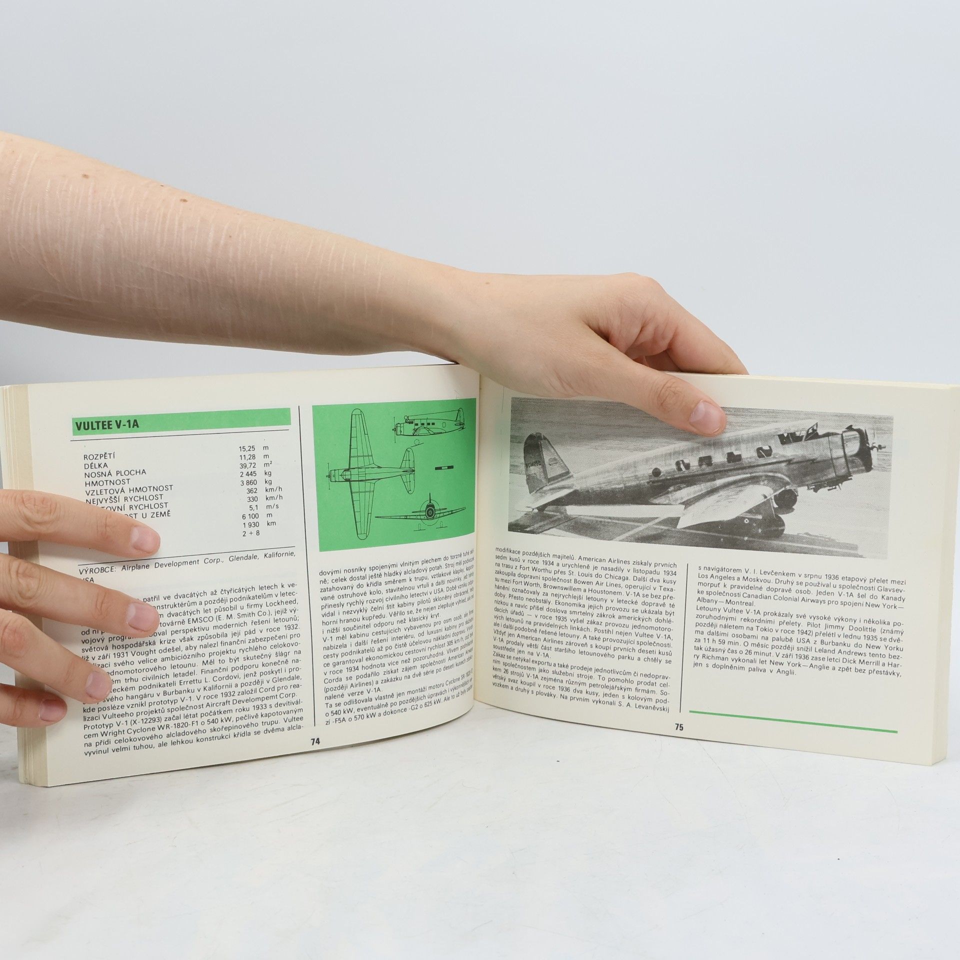 Václav Němeček Atlas letadel. Jednomotorová dopravní letadla