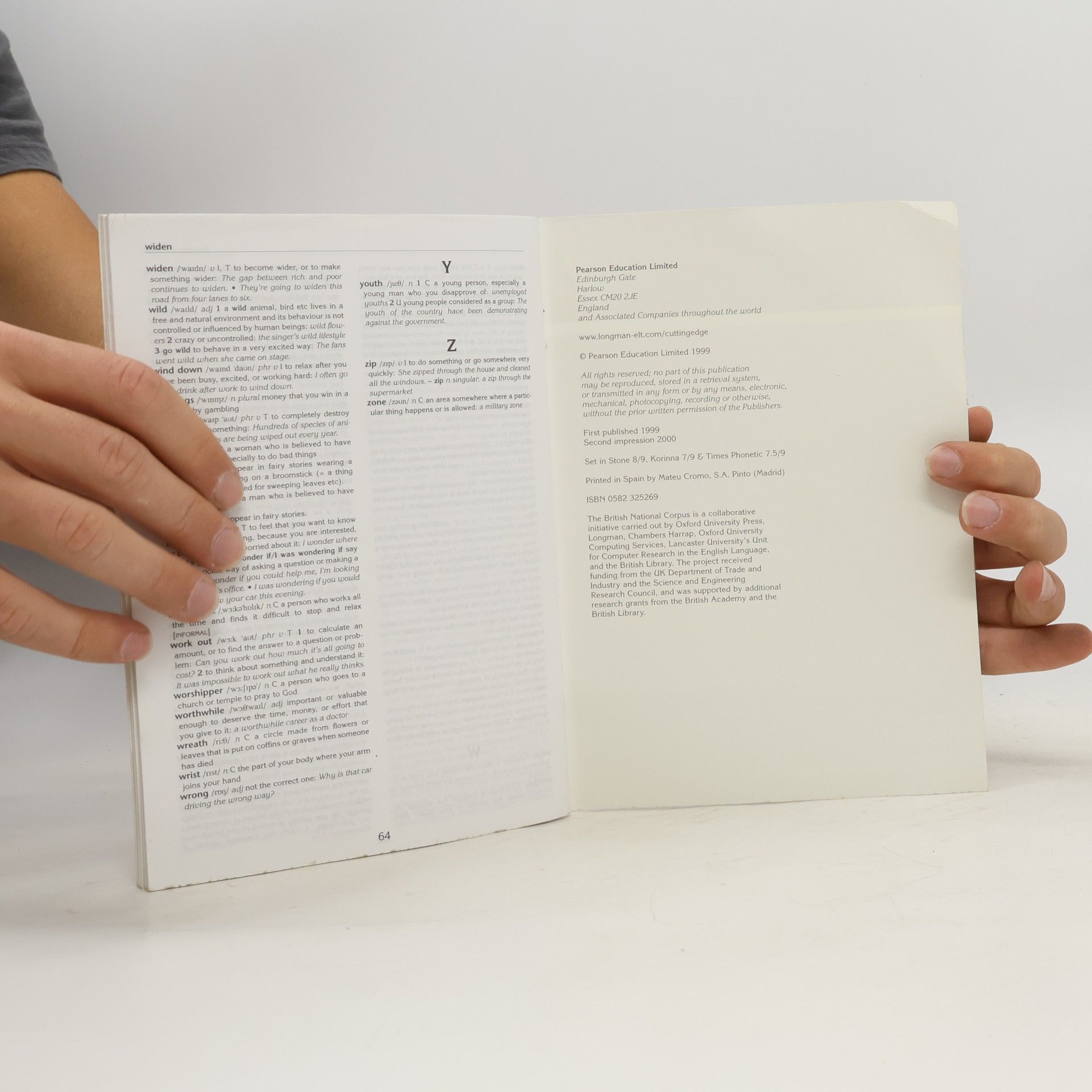 kolektiv Cutting Edge. Mini-dictionary. Upper Intermediate