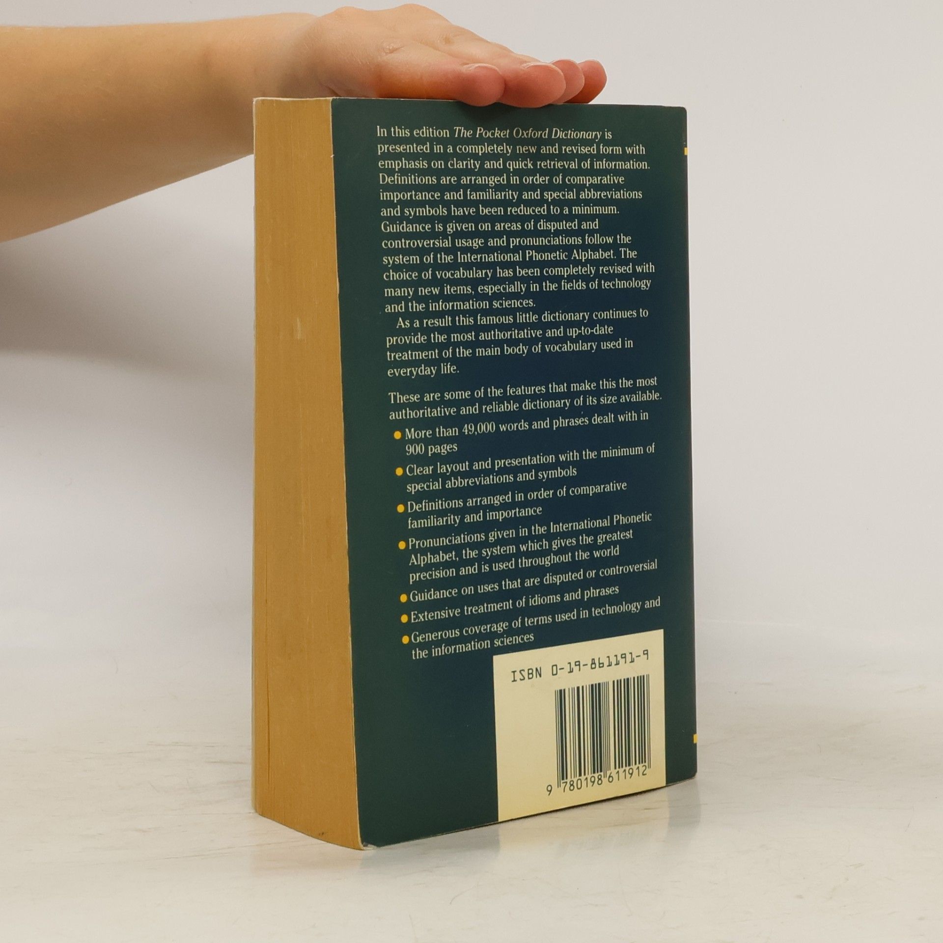 Autores varios The Pocket Oxford Dictionary of Current English