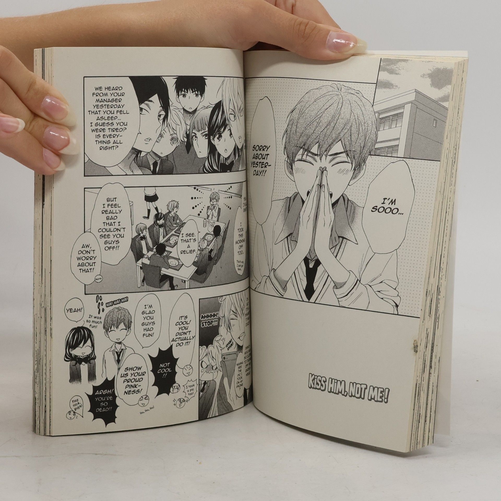 Junko Kiss Him, Not Me 10