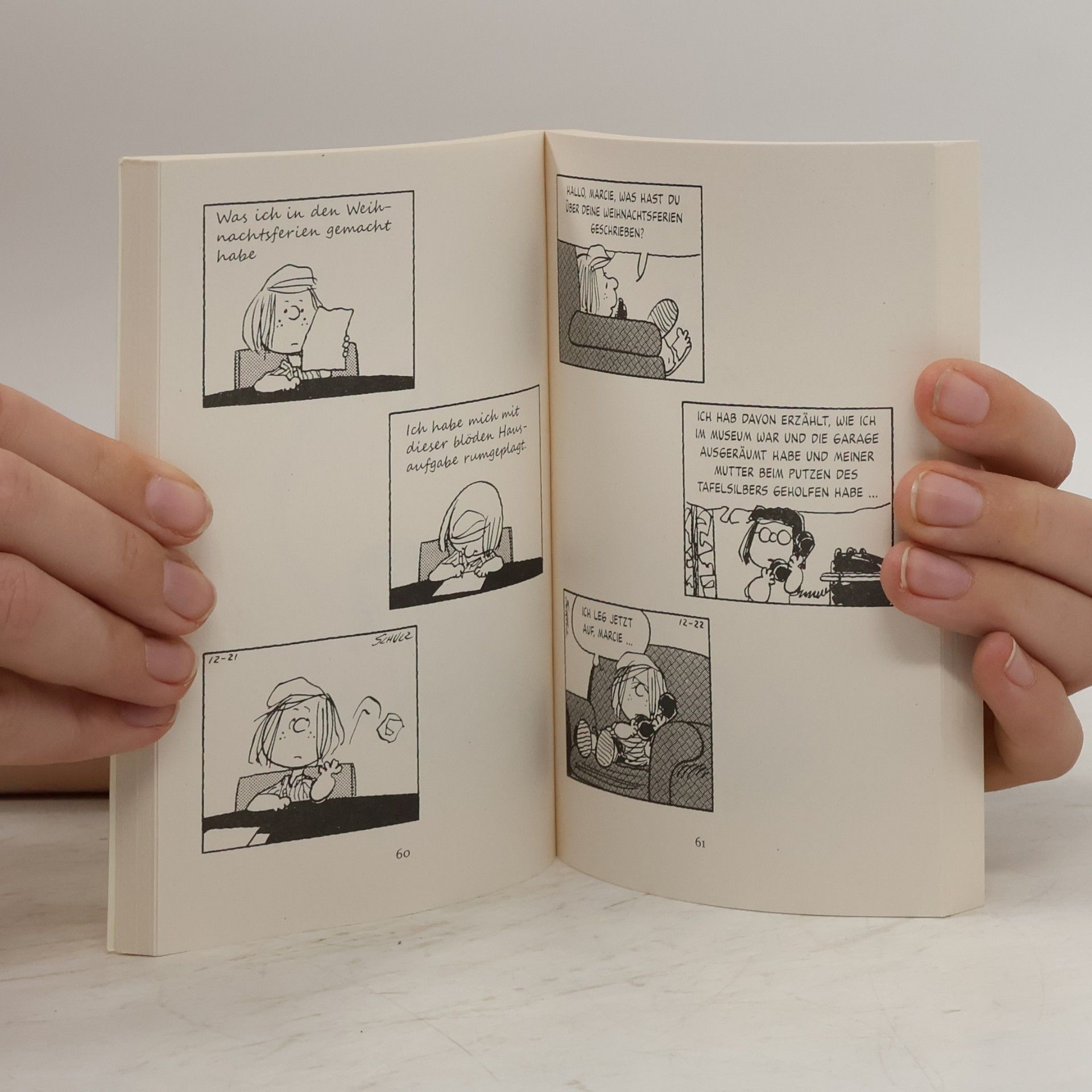Charles Schulz Advent mit den Peanuts. Adventskalenderbuch mit 24 Comics der beliebtesten Peanuts-Figuren | Reclams Universal-Bibliothek