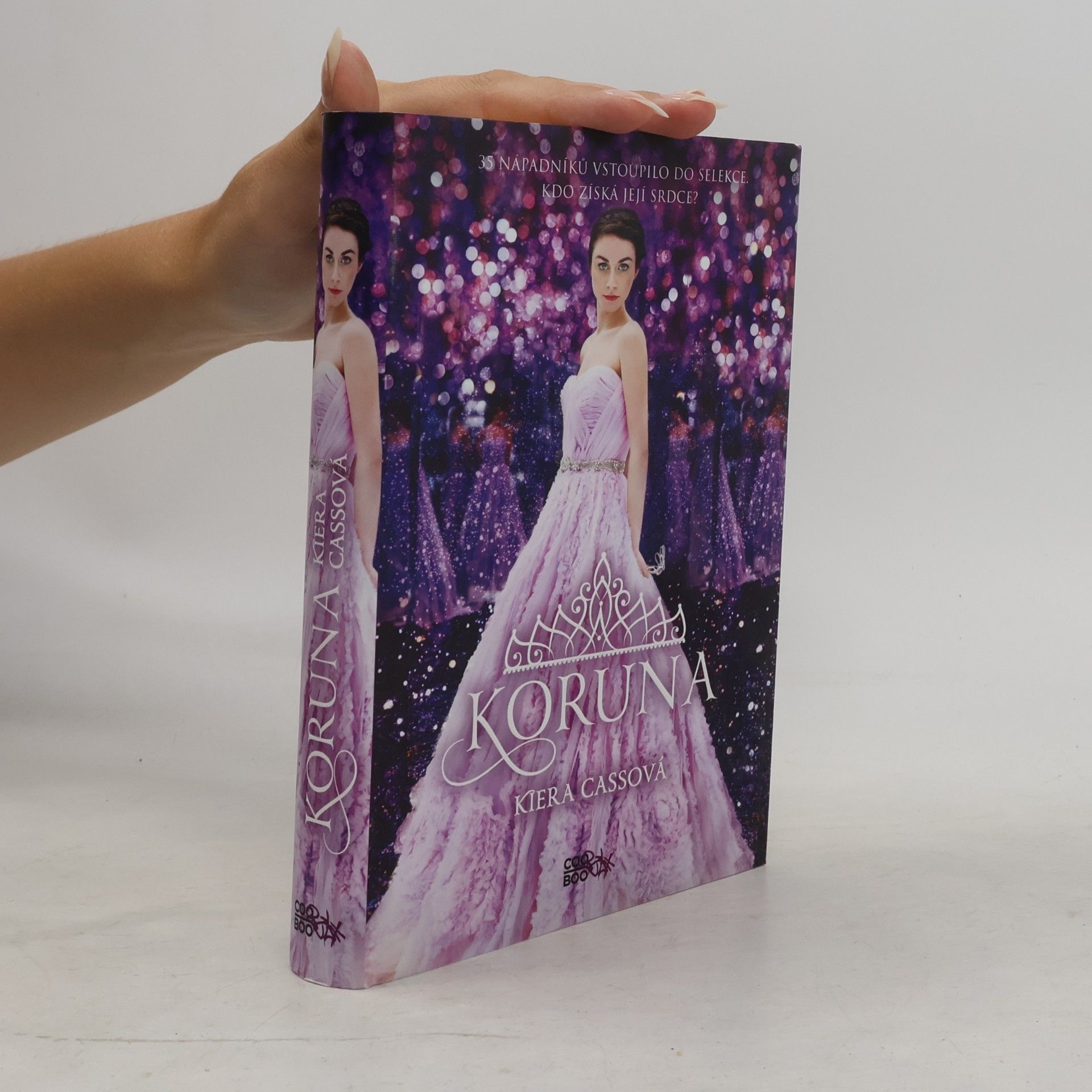 Kiera Cass Koruna