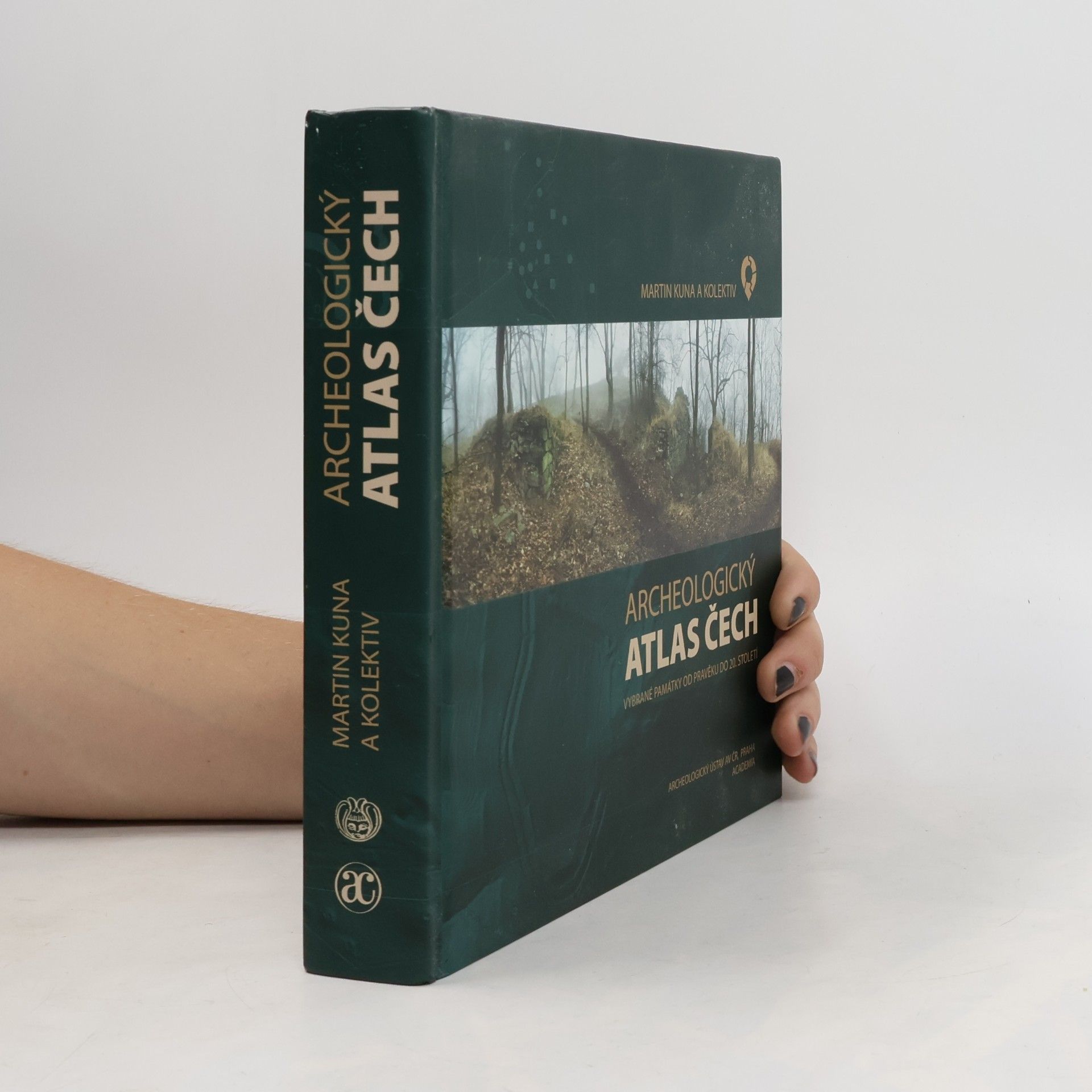 Michaela Lang Archeologický atlas Čech, vybrané památky od pravěku do 20. století - Archaeological atlas of Bohemia, selected sites from prehistory to the 20th century