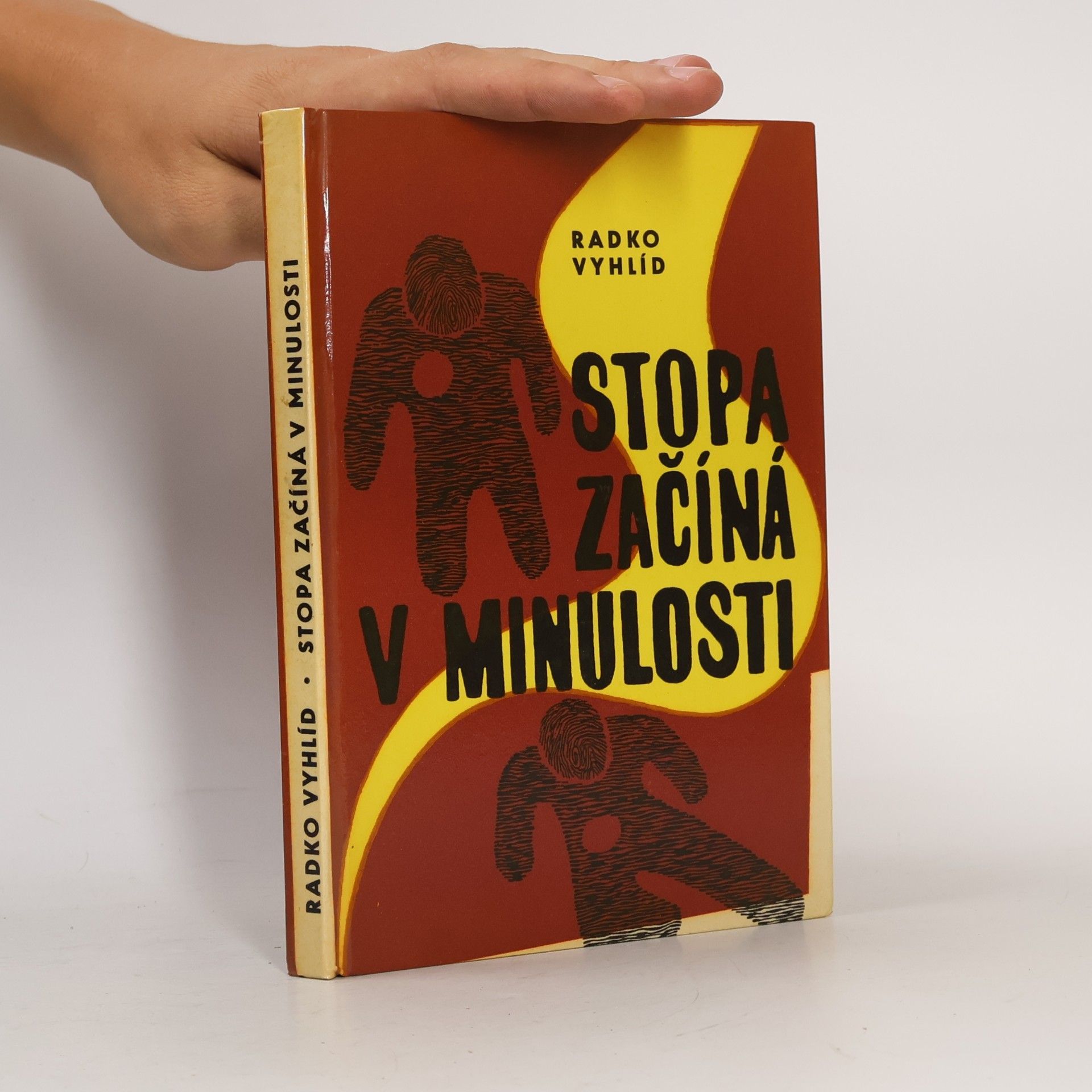 Stopa začíná v minulosti
