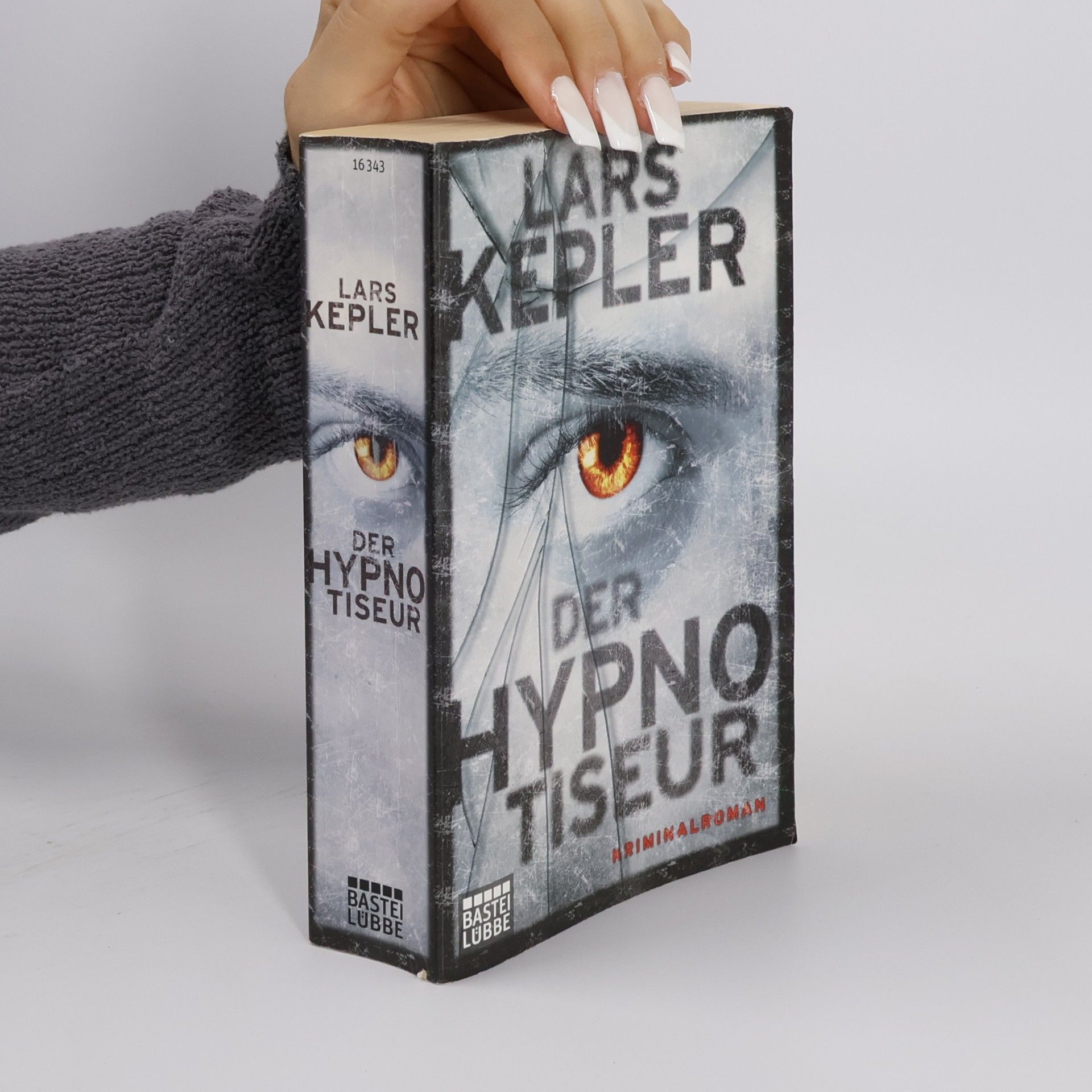 Der Hypnotiseur : kriminalroman