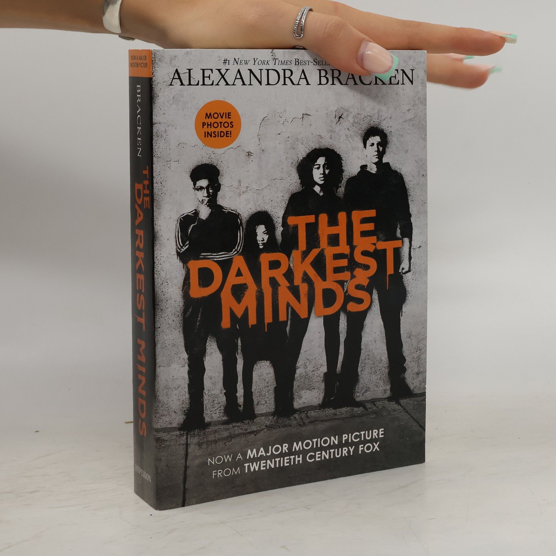 Alexandra Bracken The Darkest Minds Novel - 1: The Darkest Minds - Movie Tie-In Edition