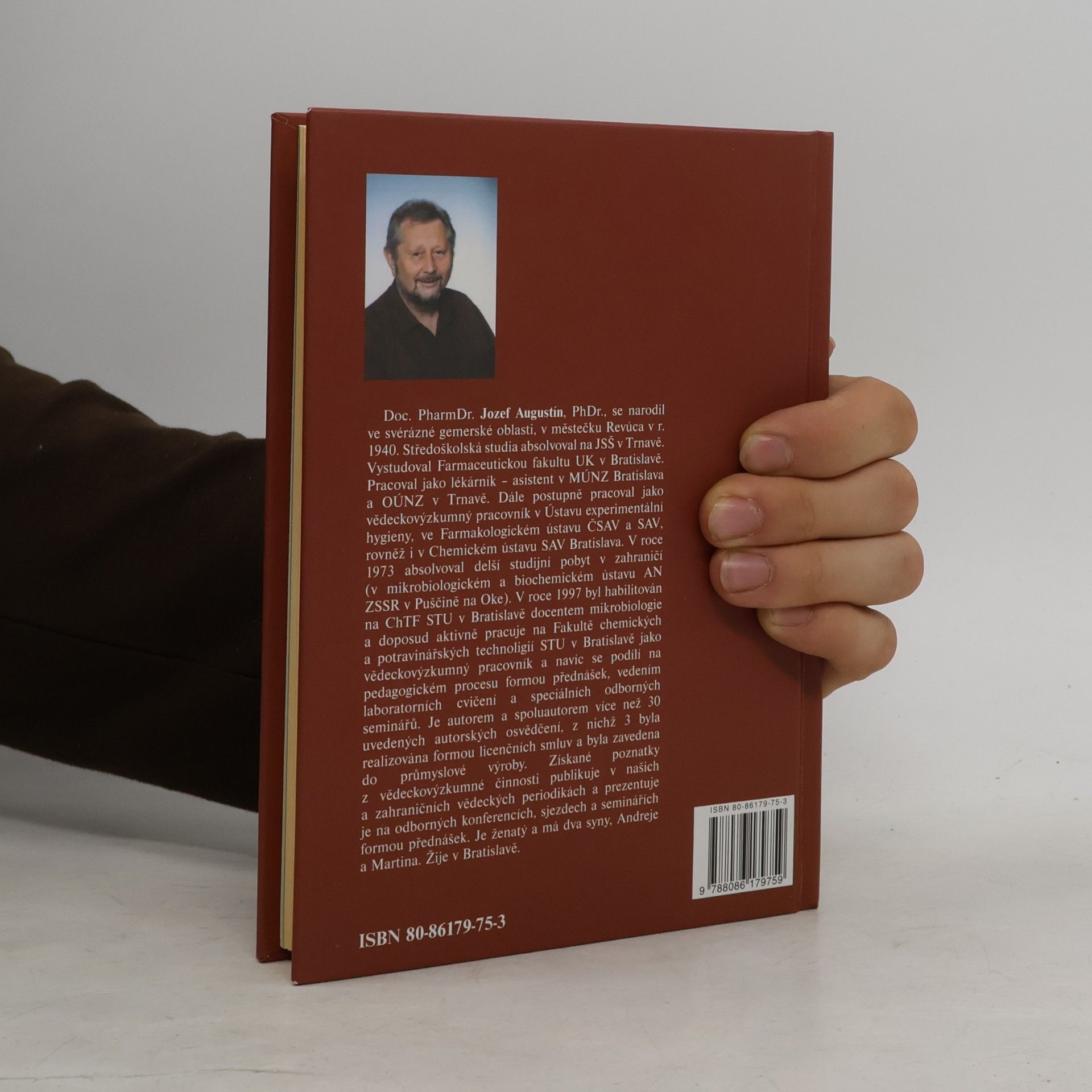 Jozef Augustín Povídání o čaji : čajovníkový list (Camellia sinensis L.), čaj, jako potravinářská pochutina, léčebný, mystický nápoj a jiné tonizující nápoje světa