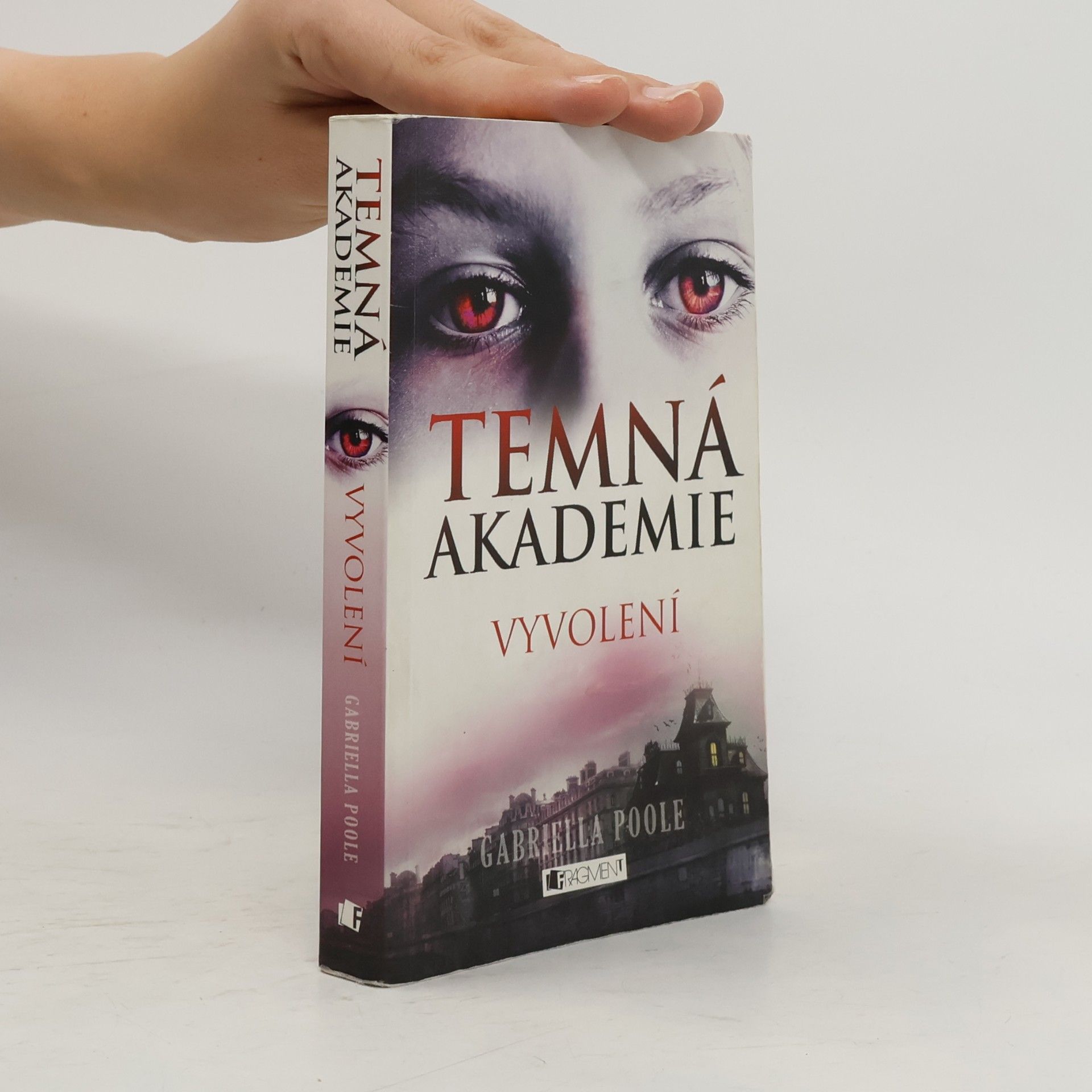 Temná akademie. Vyvolení