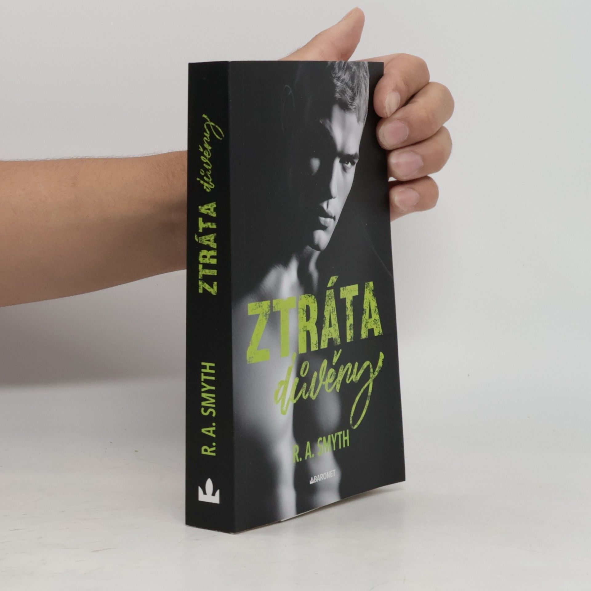 R.A. Smyth Ztráta důvěry