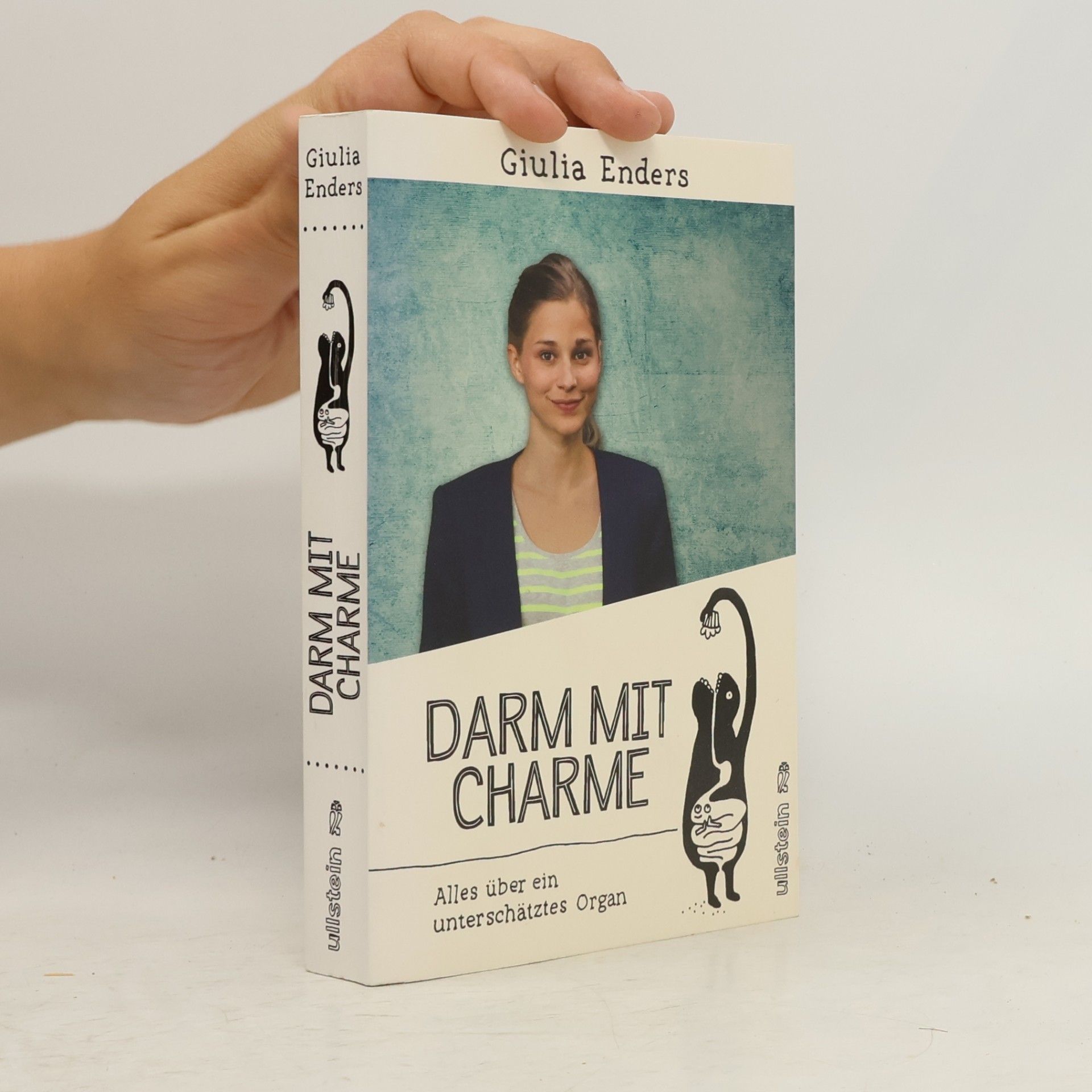 Giulia Ender Darm mit Charme